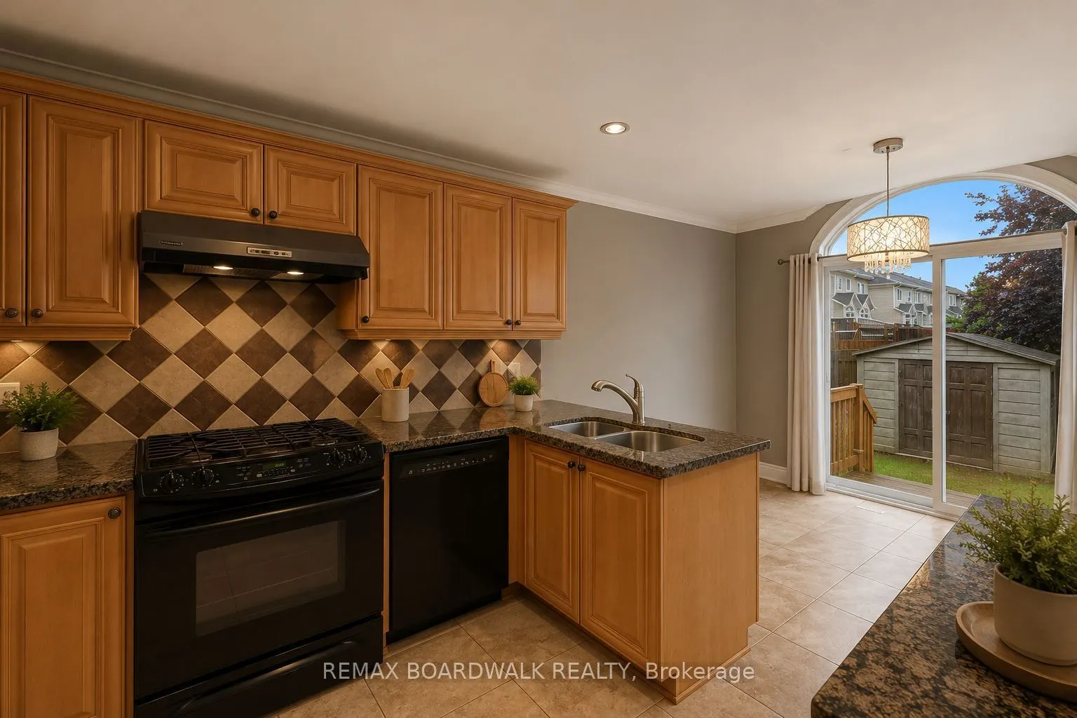 561 AQUAVIEW Drive