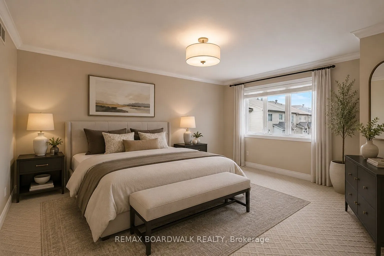561 AQUAVIEW Drive
