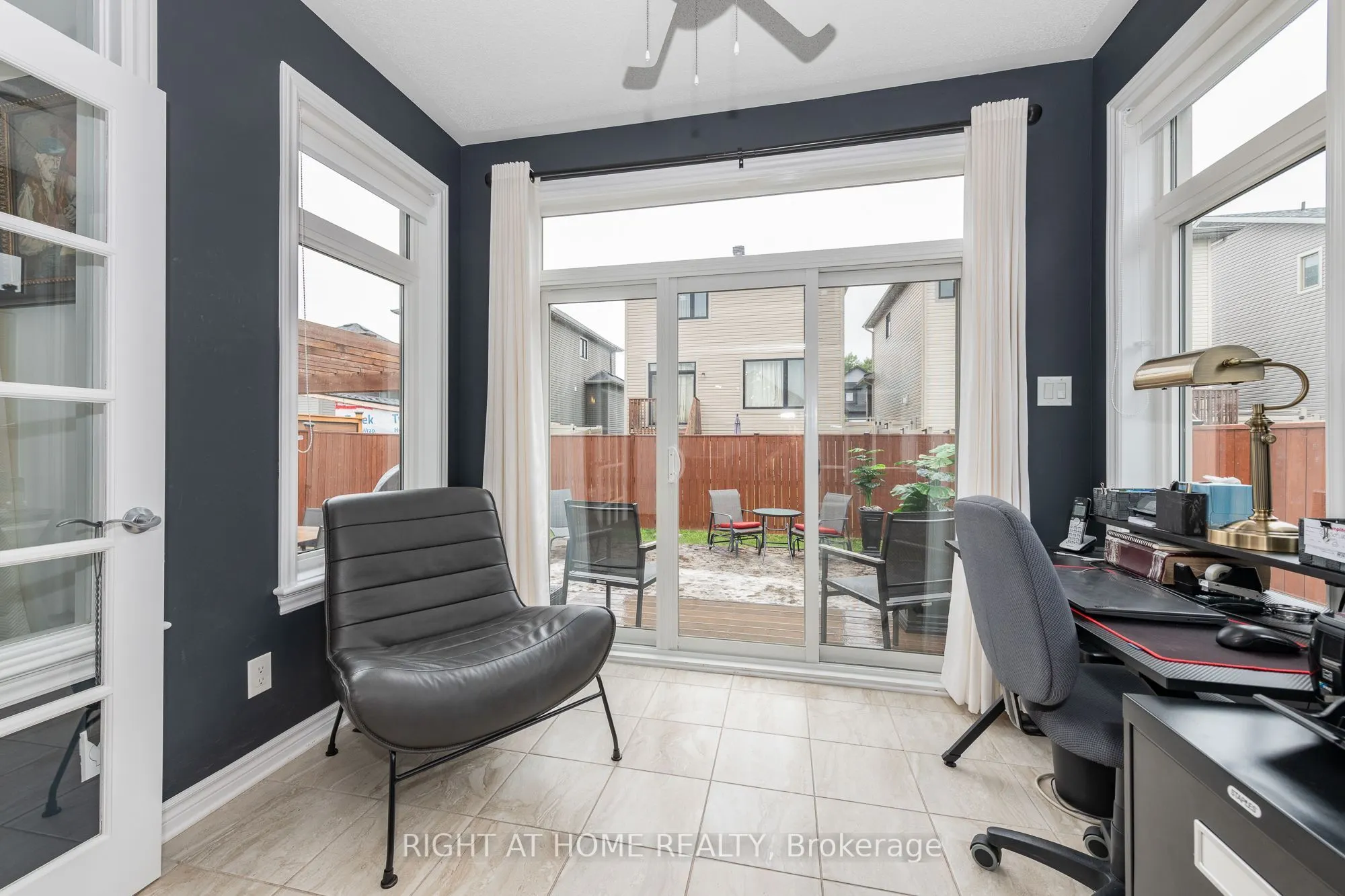 238 De L'Etang Street