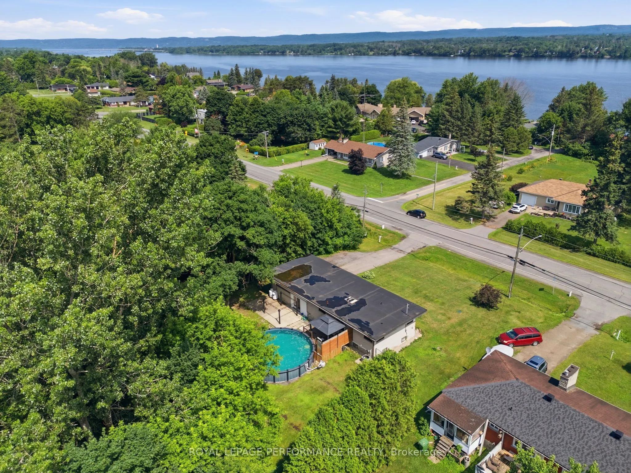 3786 Front Road