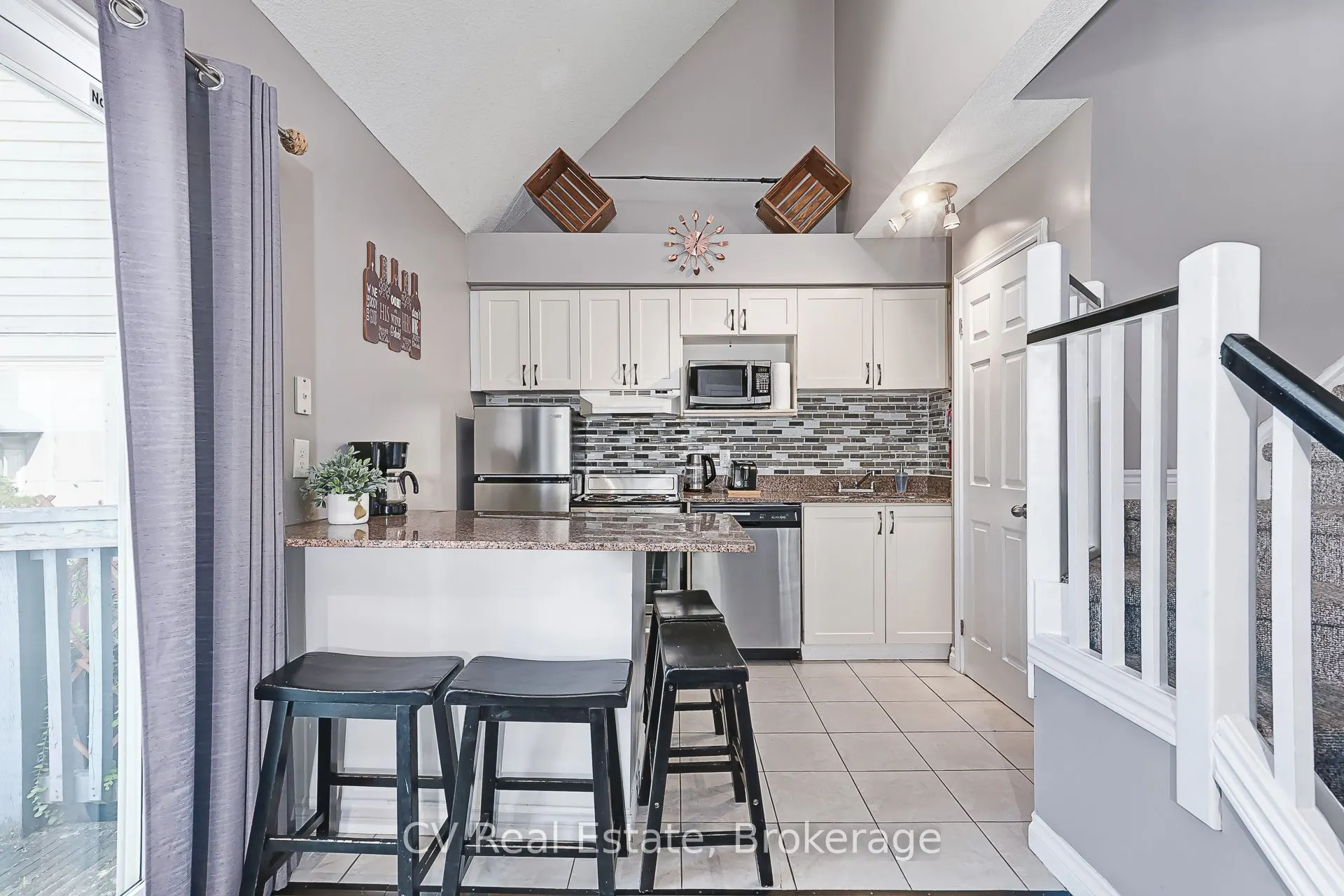 796468 Grey 19 Road #211