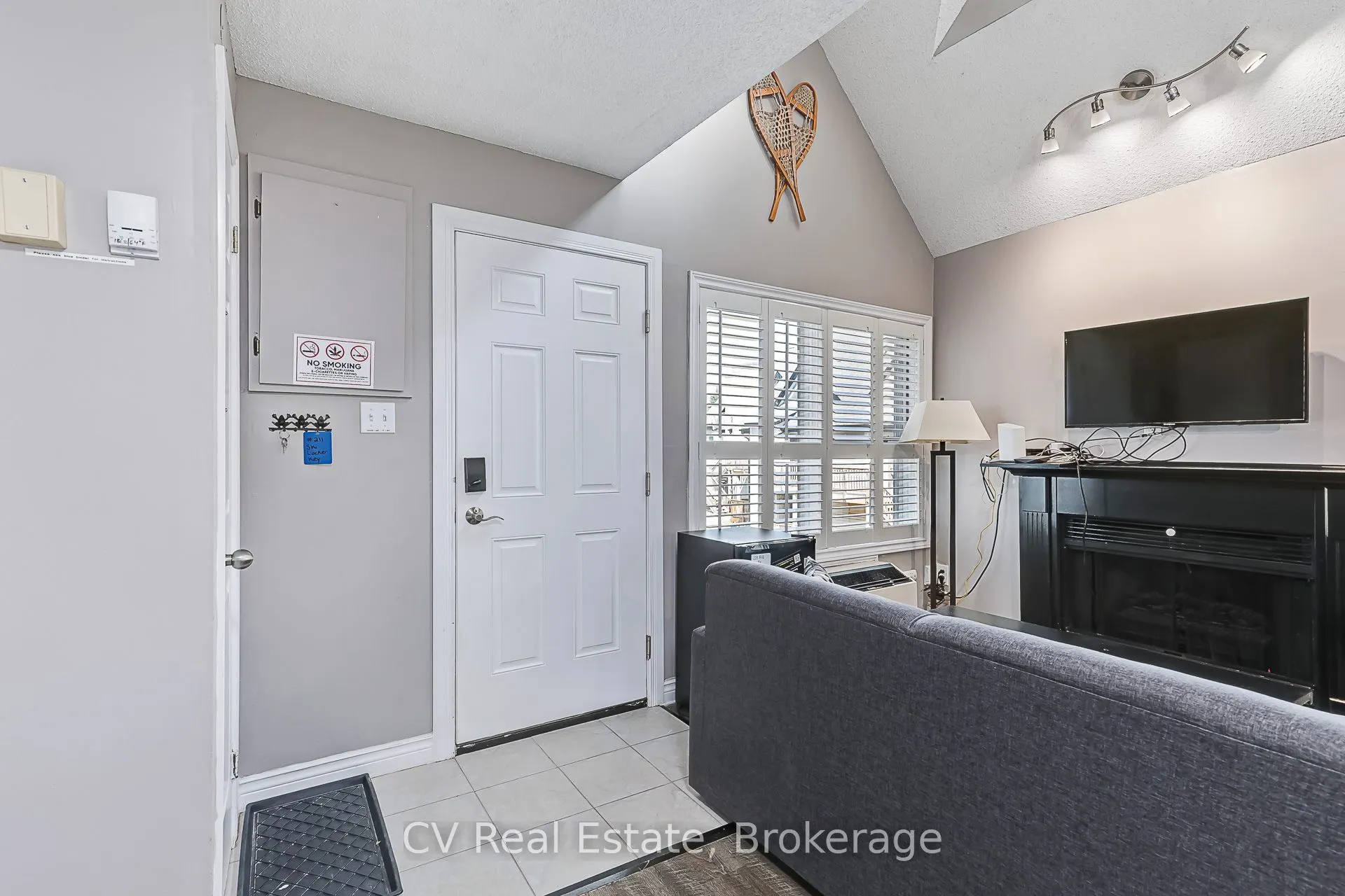 796468 Grey 19 Road #211