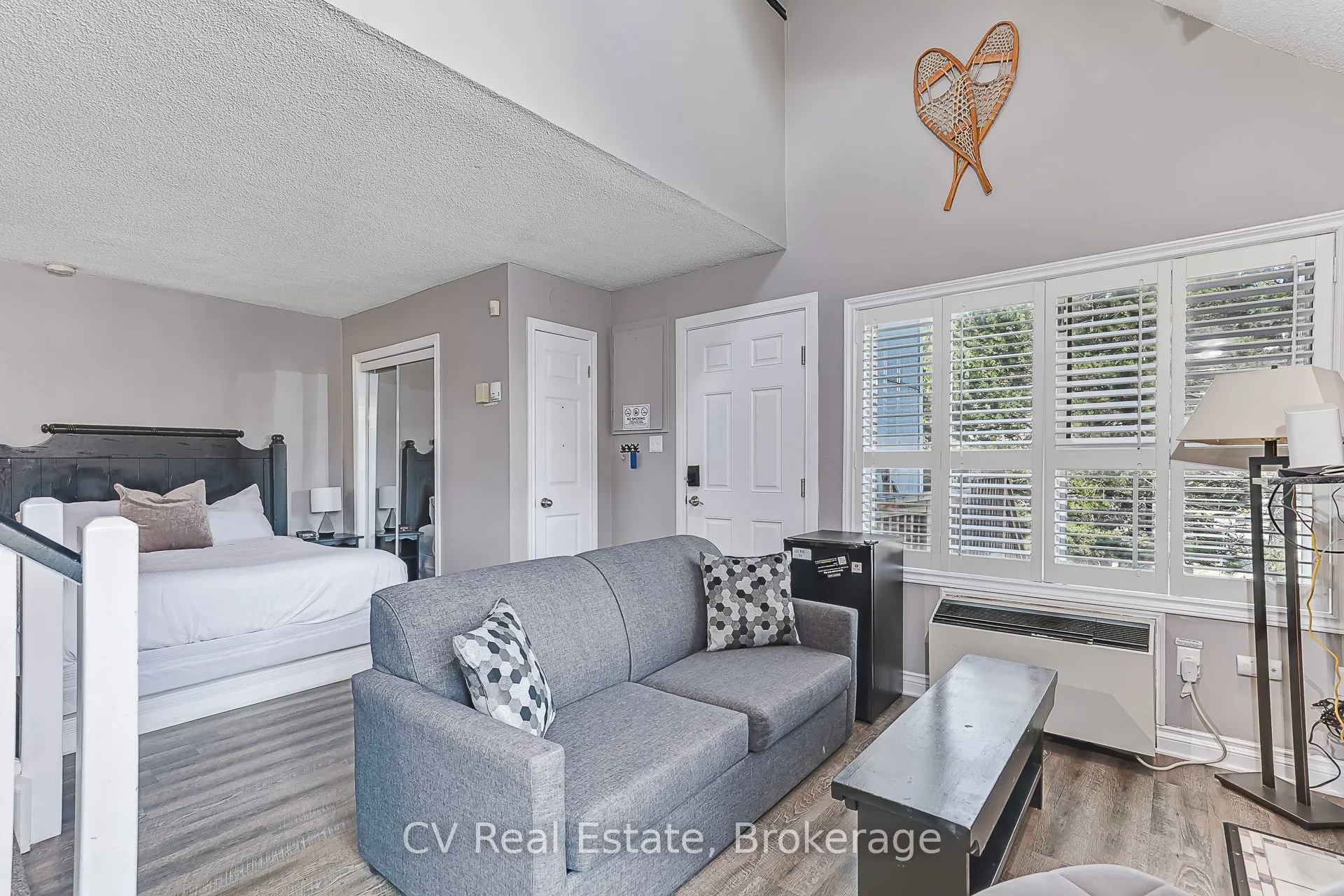 796468 Grey 19 Road #211