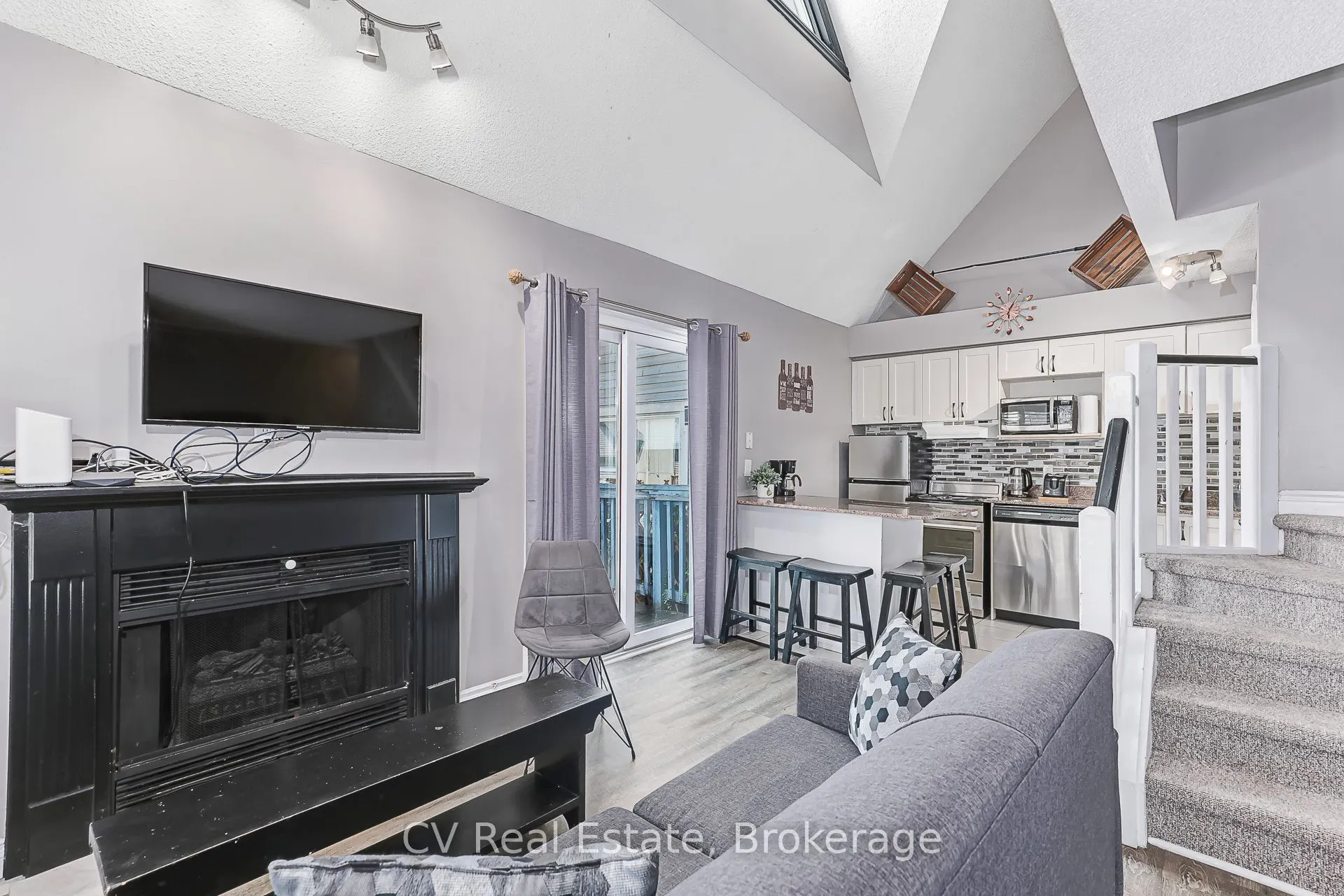 796468 Grey 19 Road #211