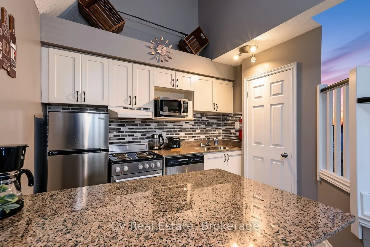 796468 Grey 19 Road #211