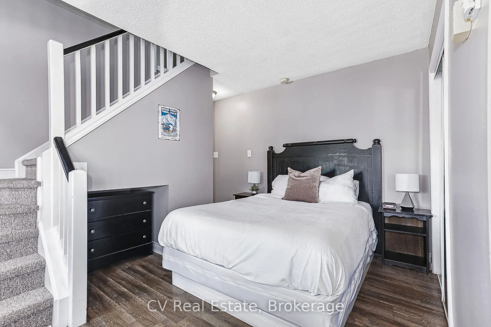 796468 Grey 19 Road #211
