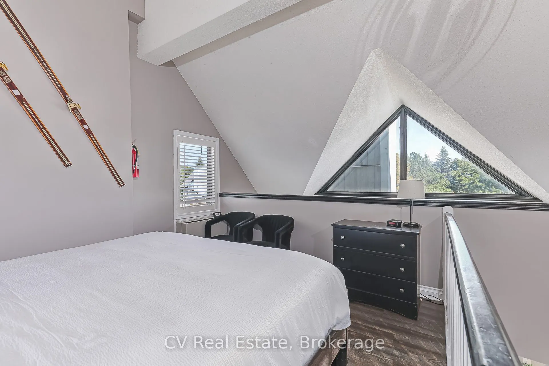 796468 Grey 19 Road #211