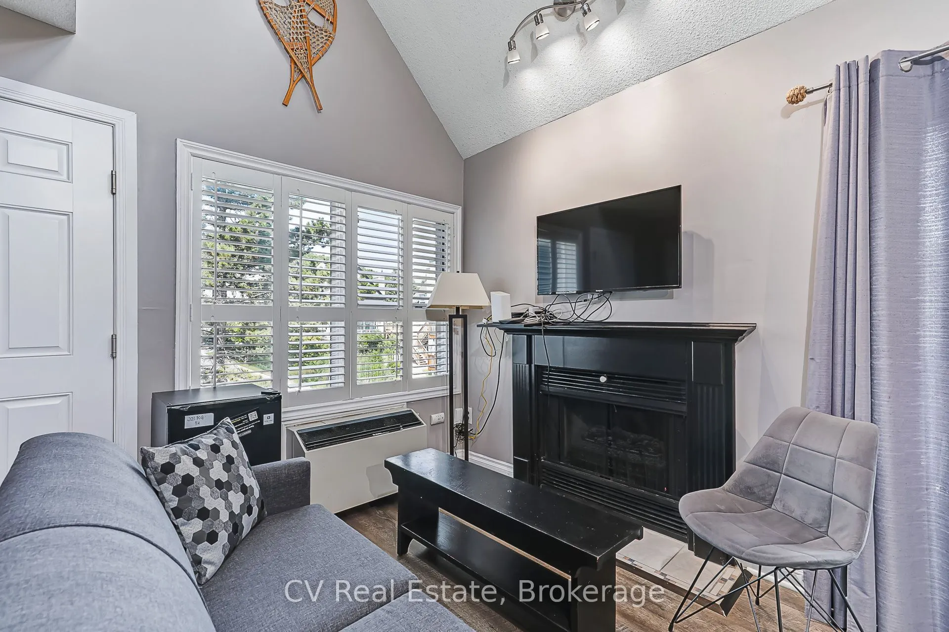 796468 Grey 19 Road #211