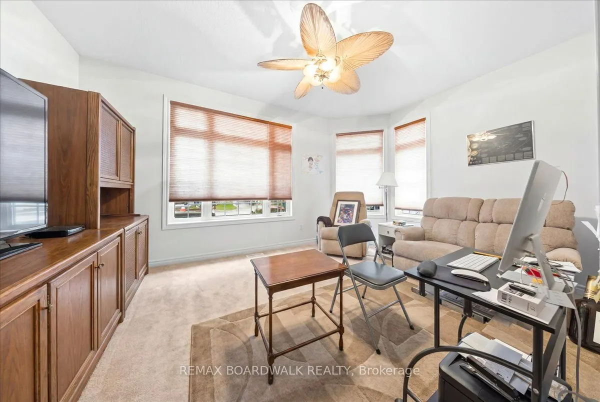 116 Passageway Private
