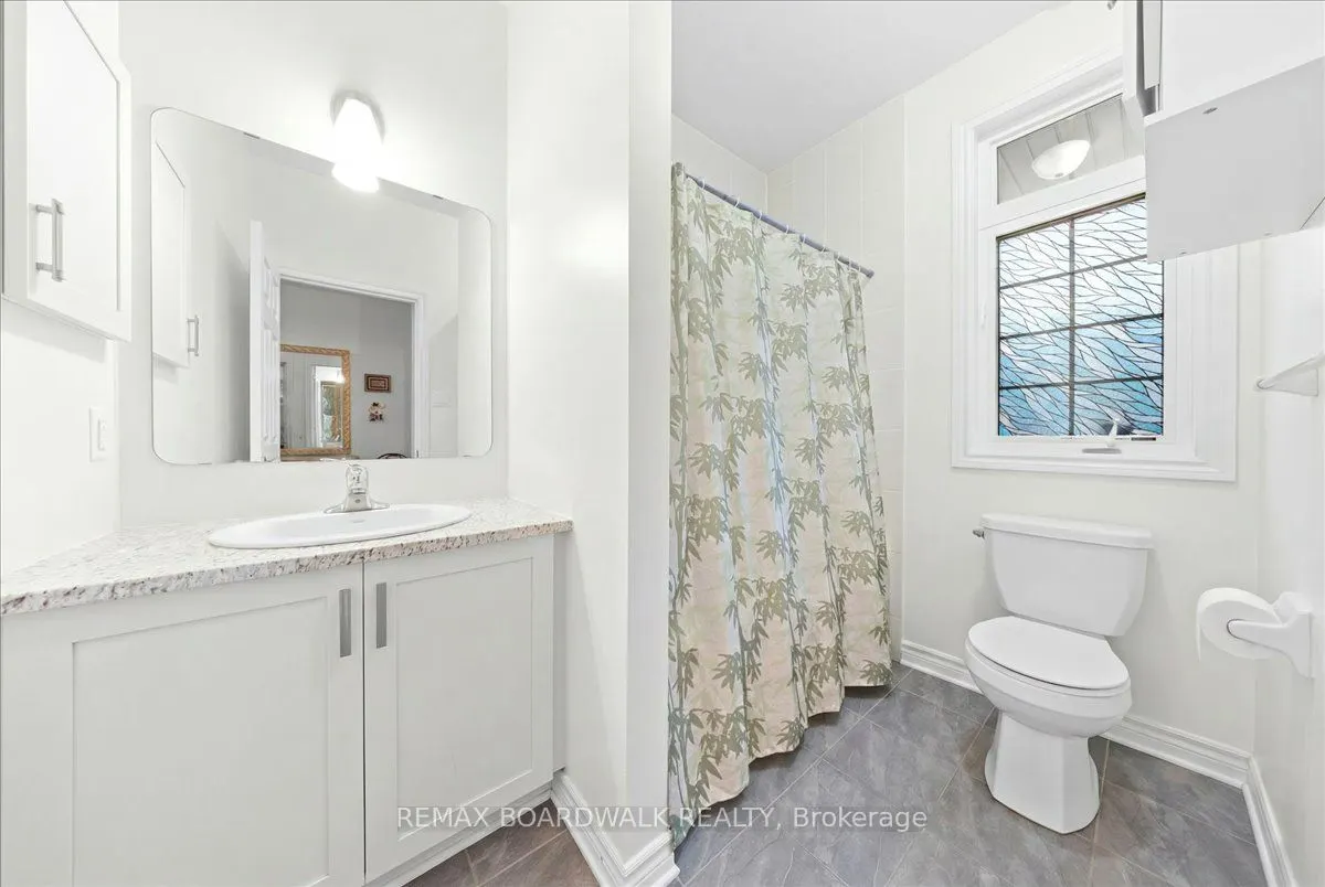 116 Passageway Private