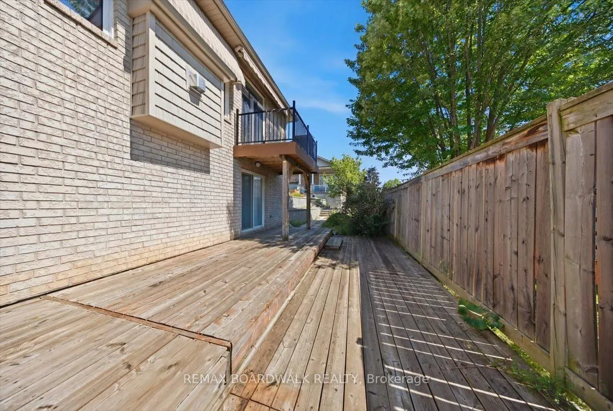116 Passageway Private