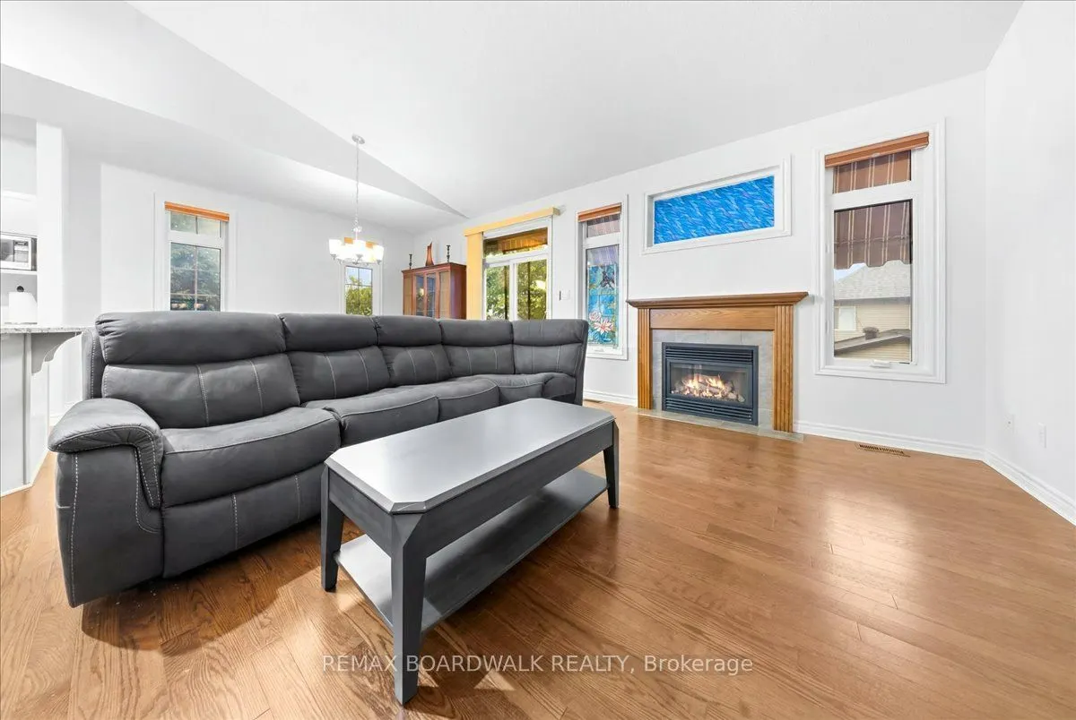 116 Passageway Private