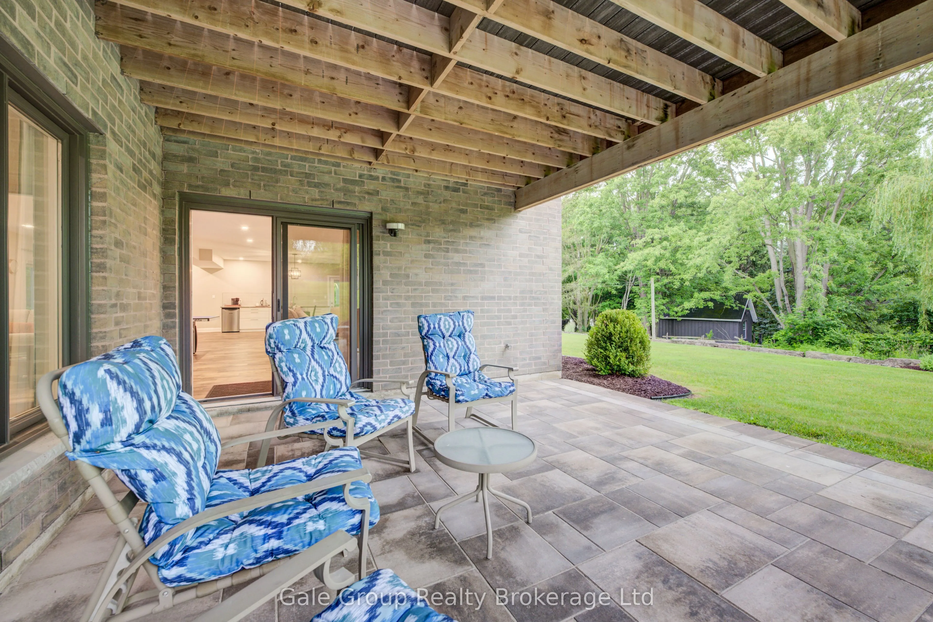 8 Pittock Park Road