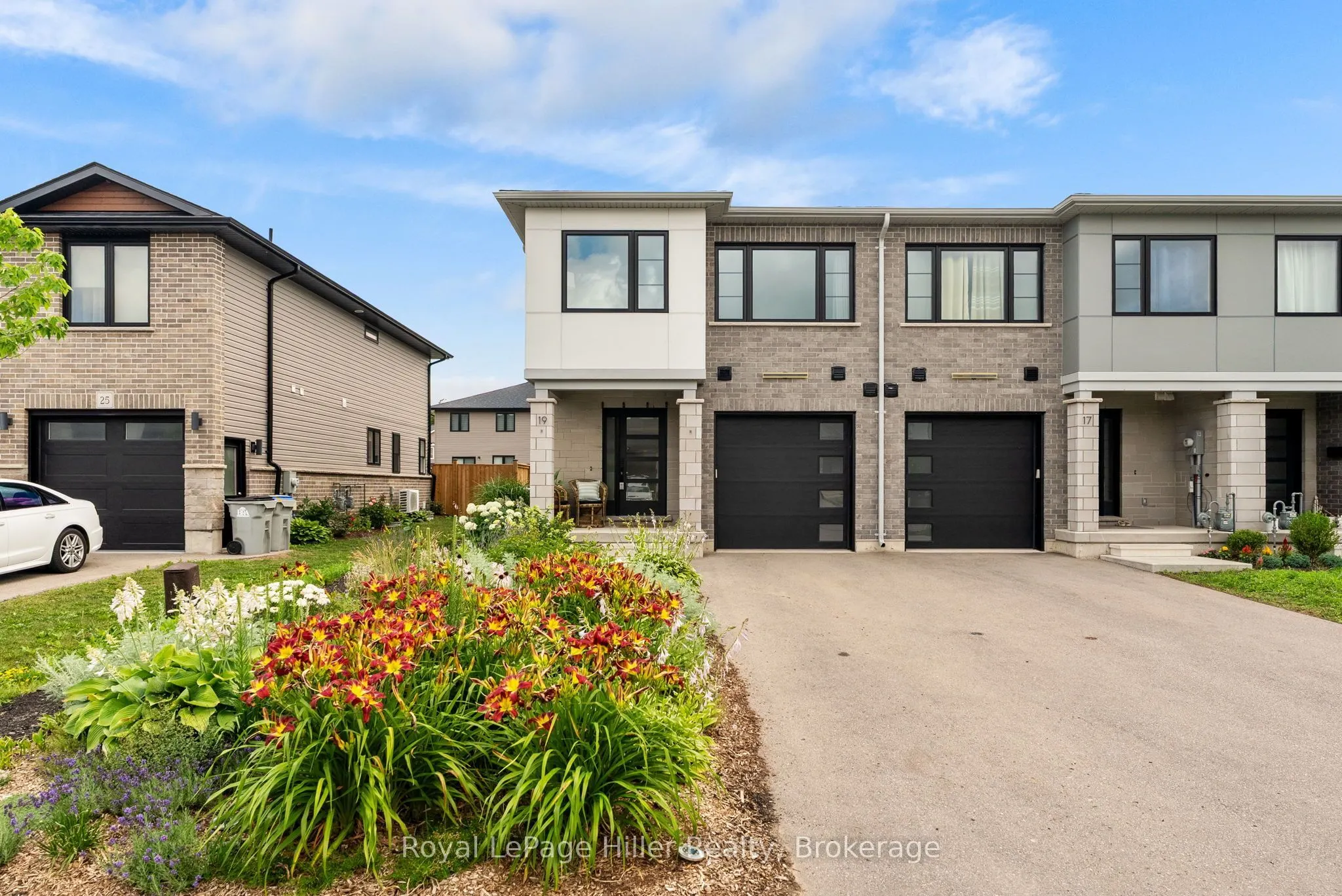 19 Trailside Drive