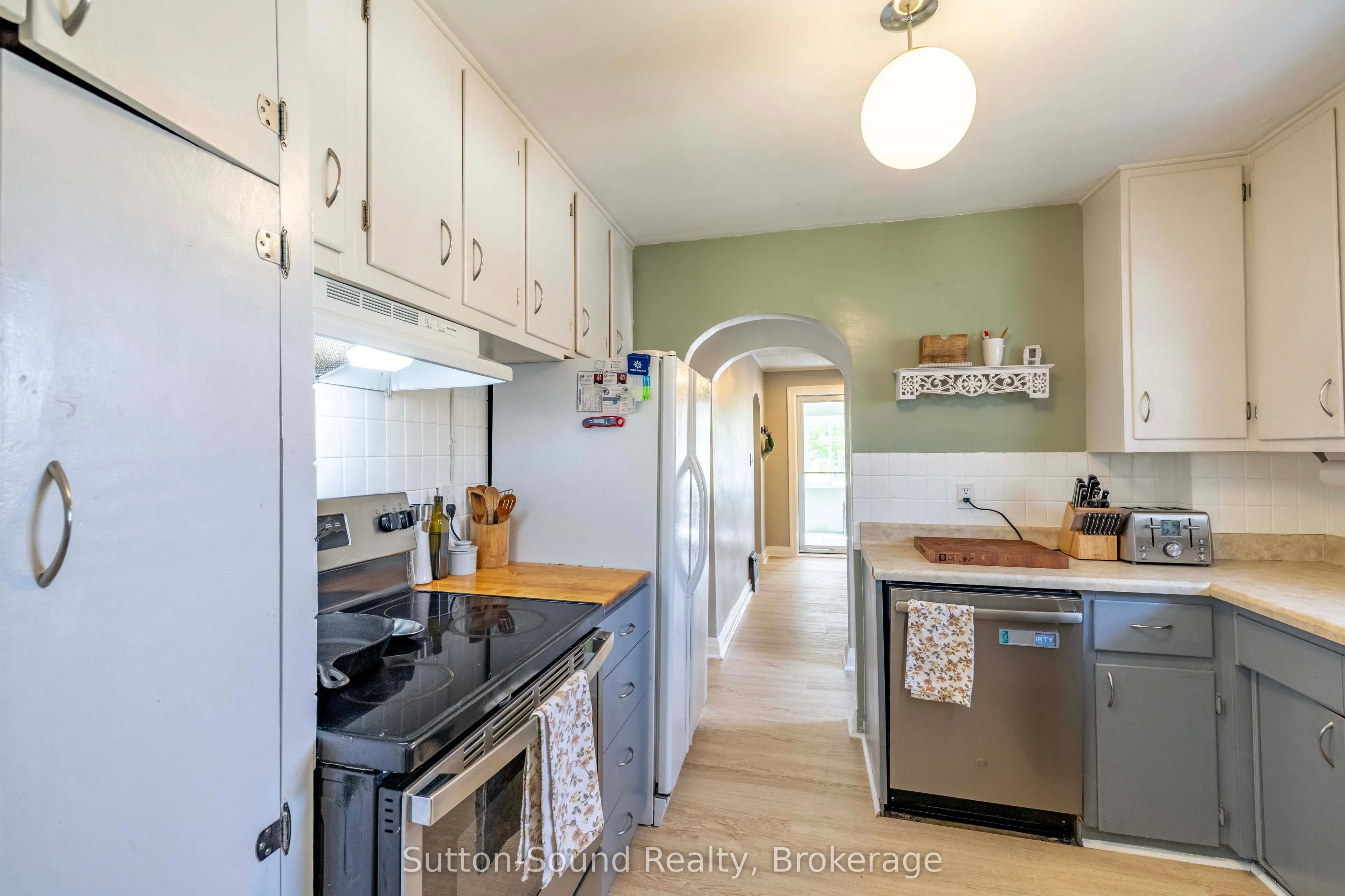 740 6th Street E