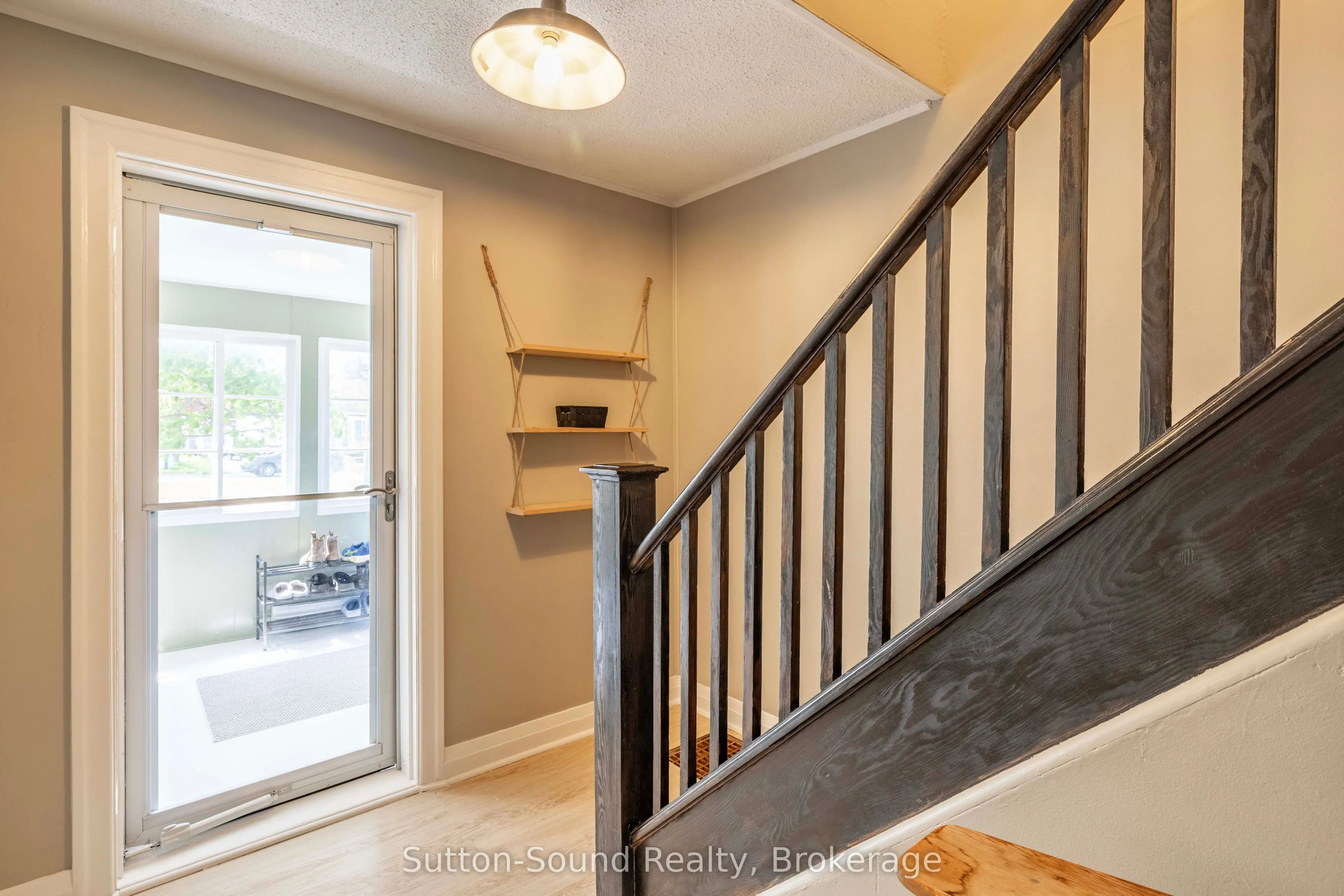 740 6th Street E