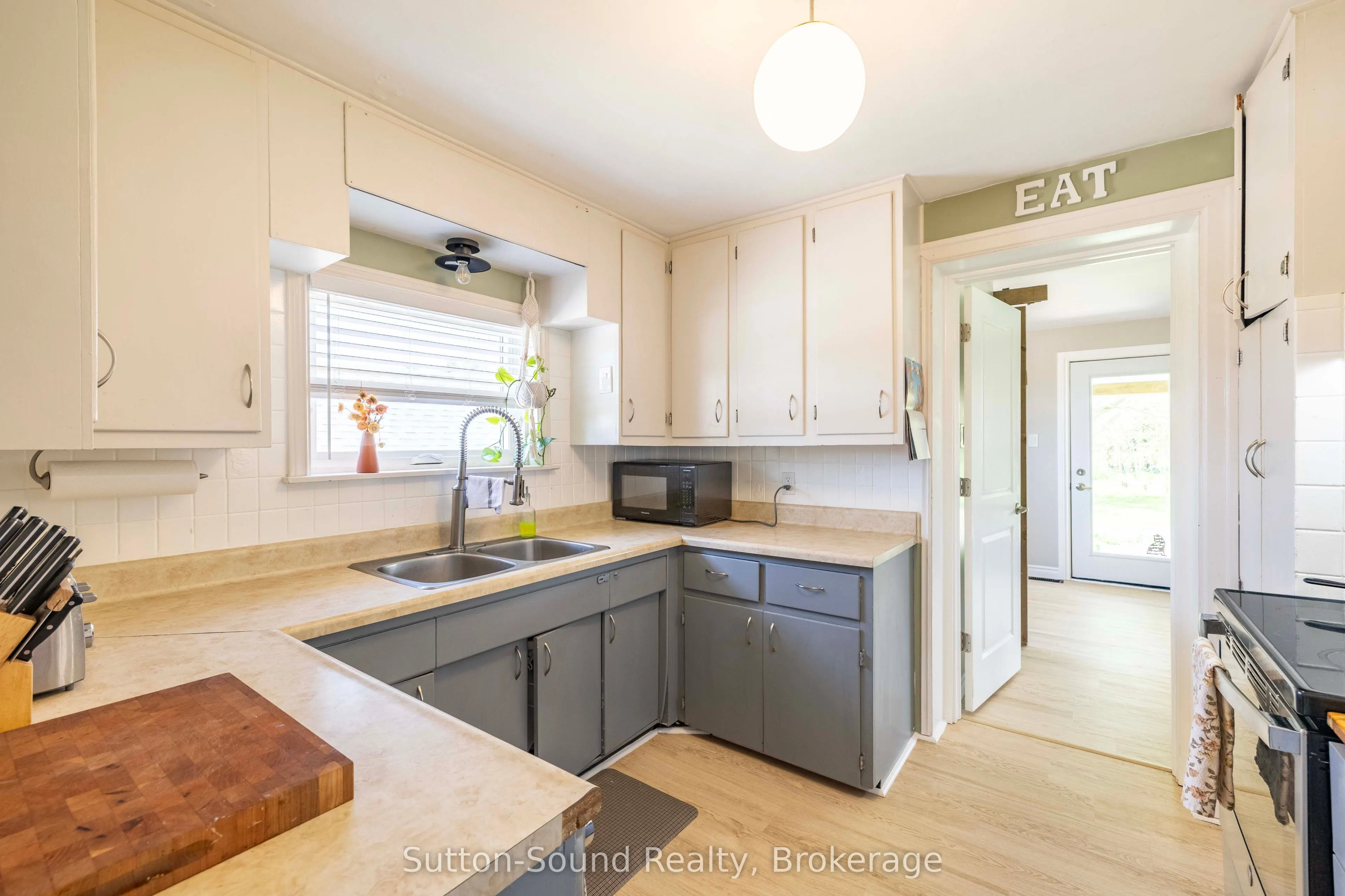 740 6th Street E
