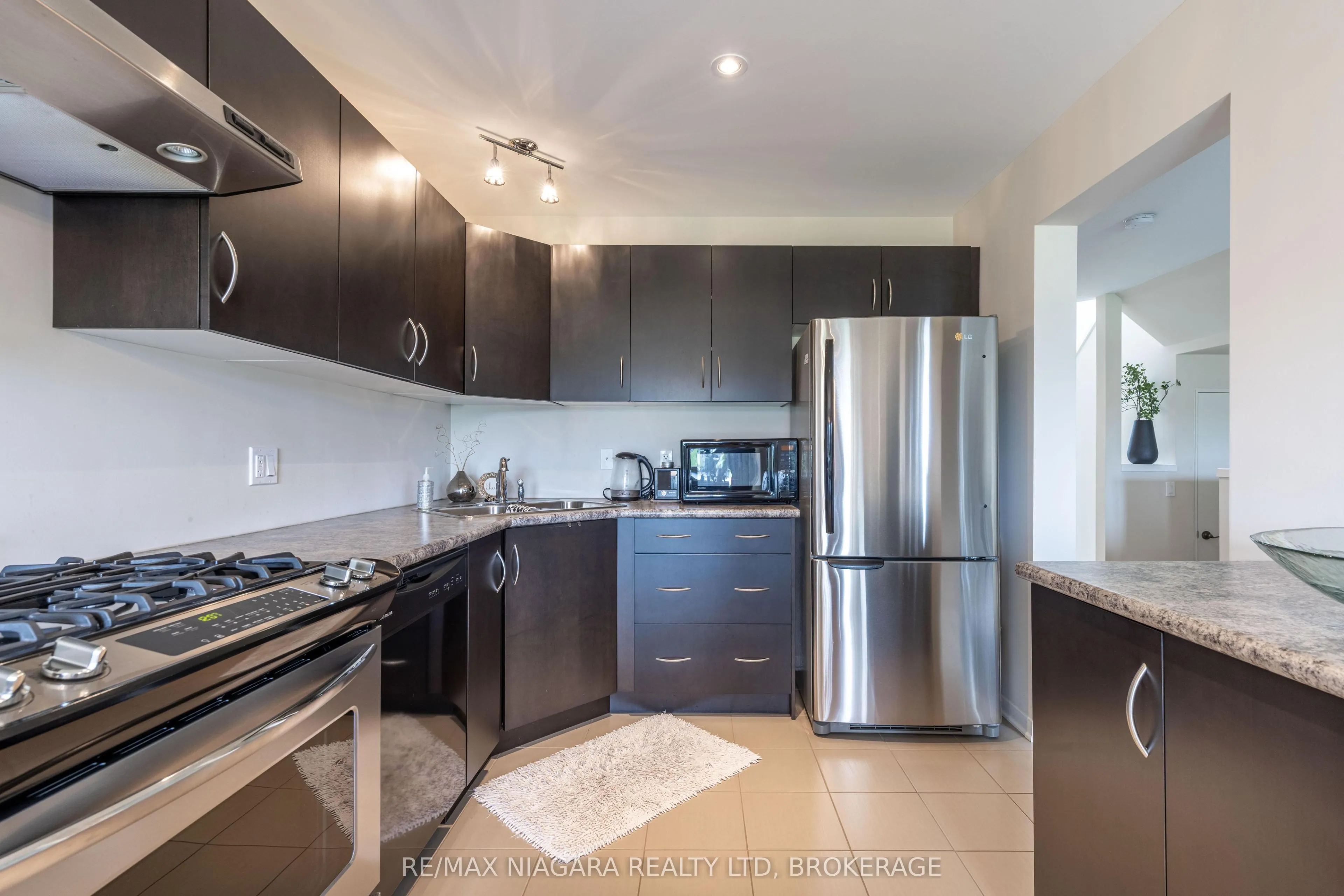 8625 Upper Canada Drive