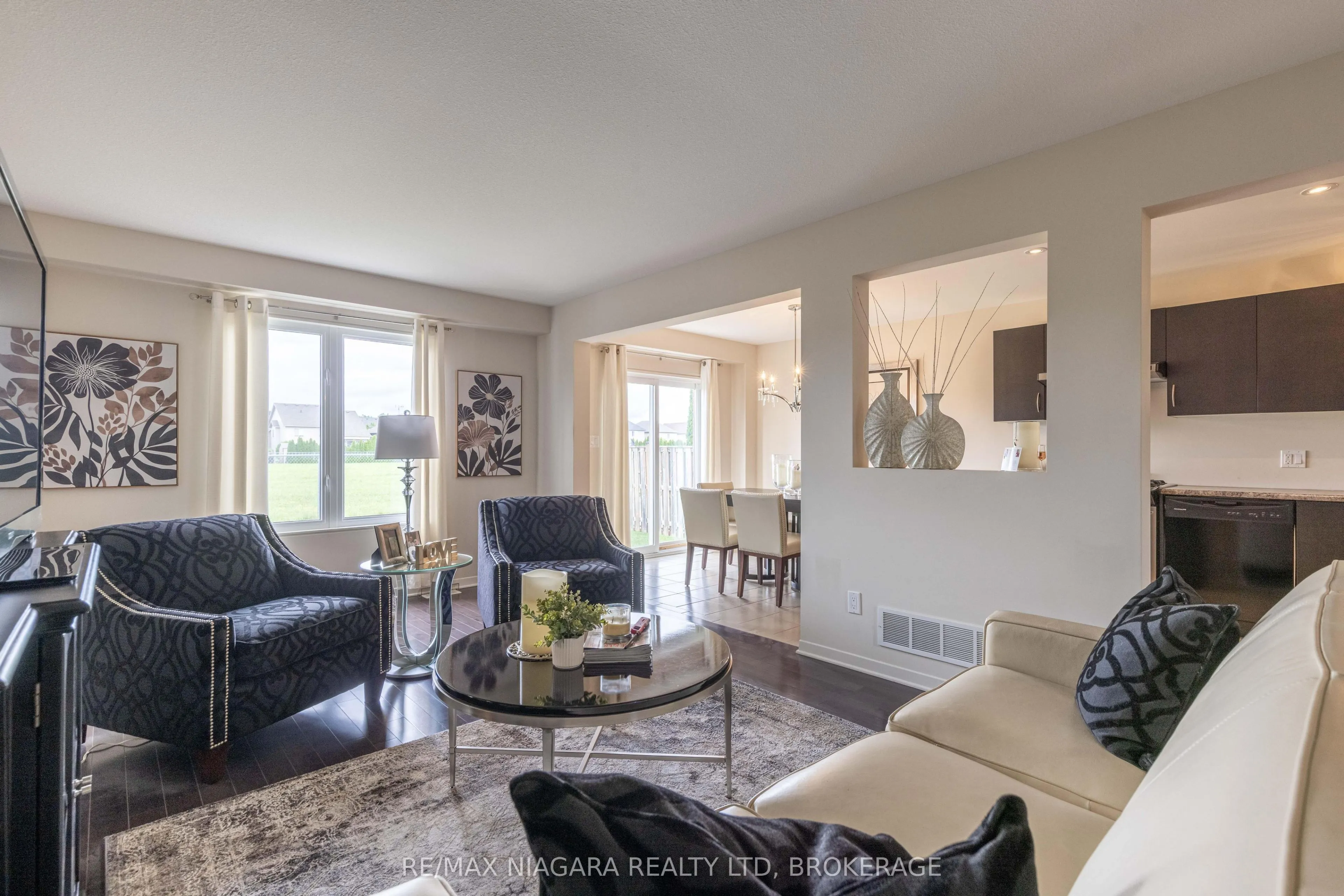 8625 Upper Canada Drive