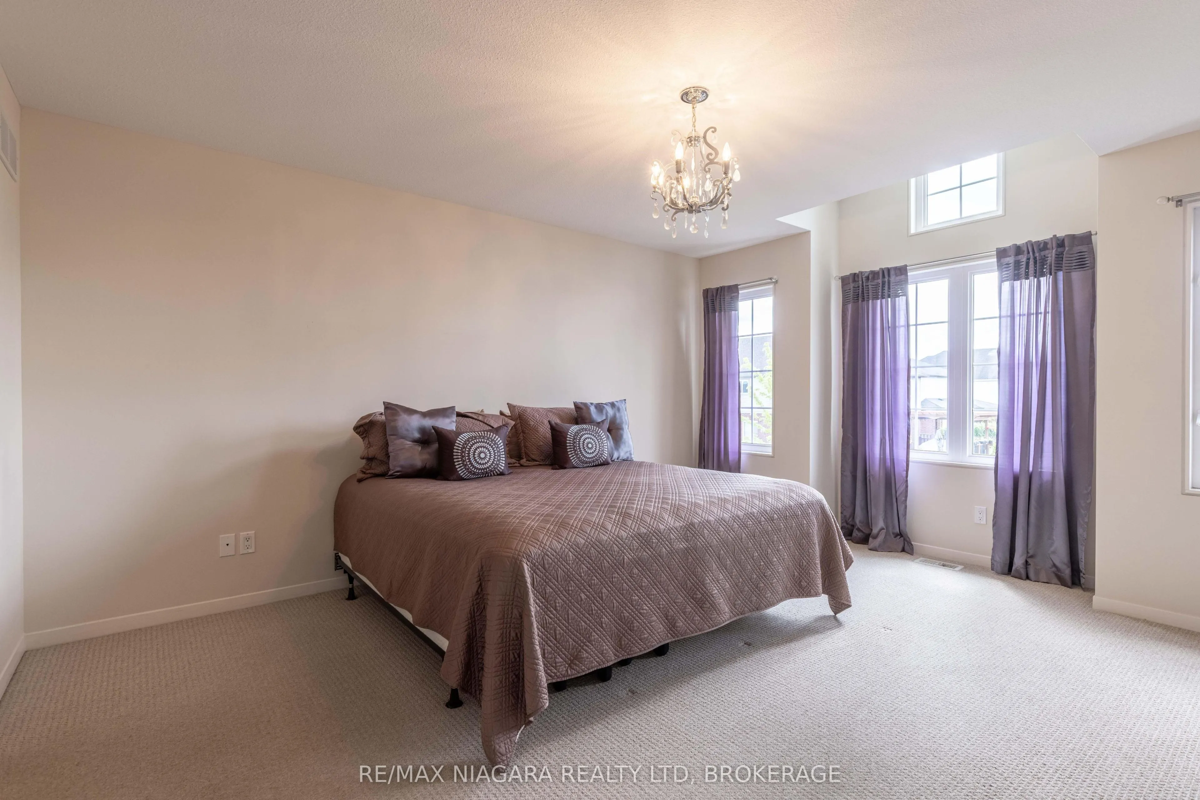 8625 Upper Canada Drive