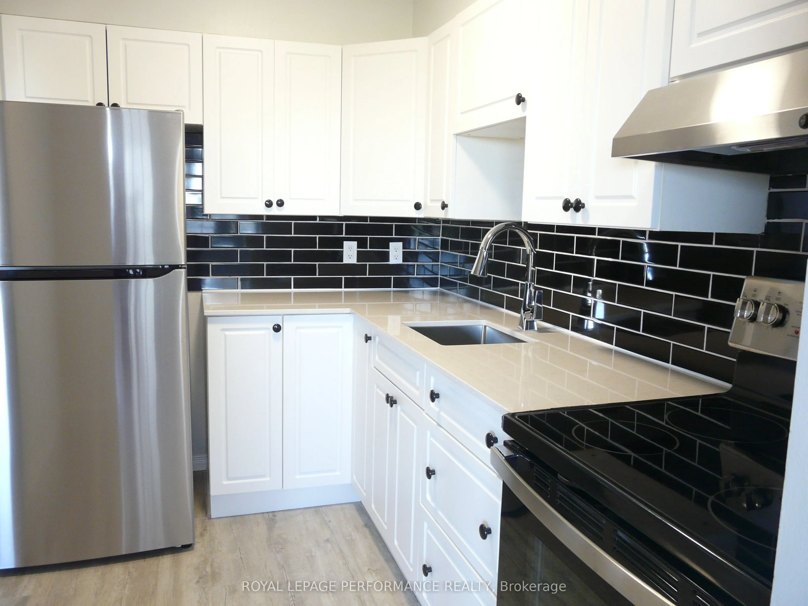 158A Mcarthur Avenue #907