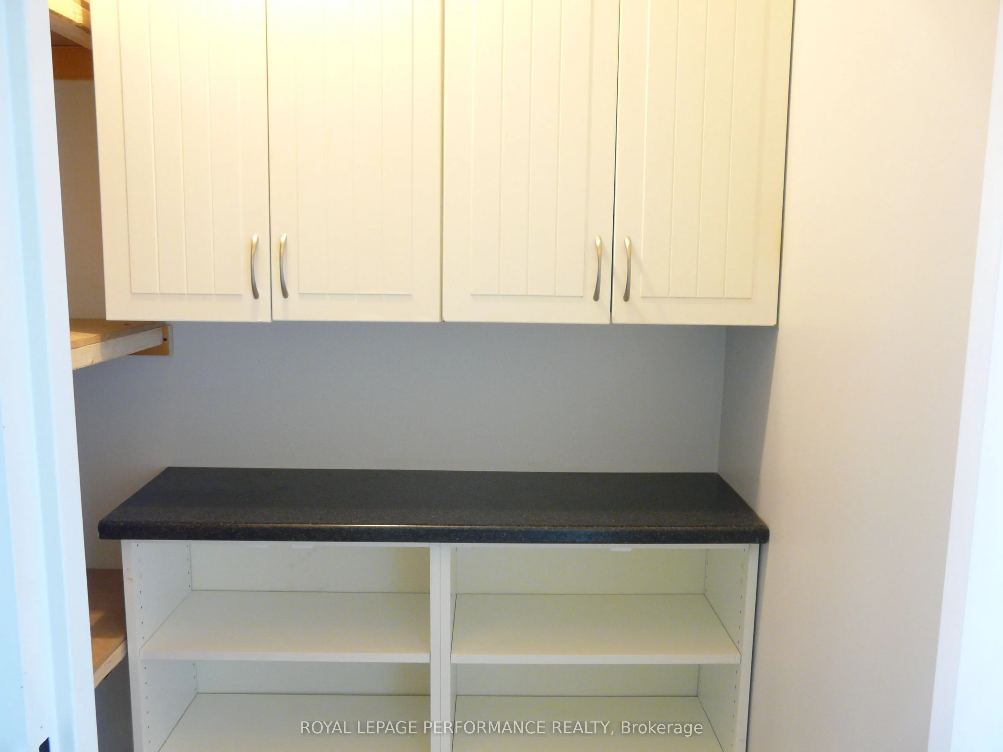 158A Mcarthur Avenue #907
