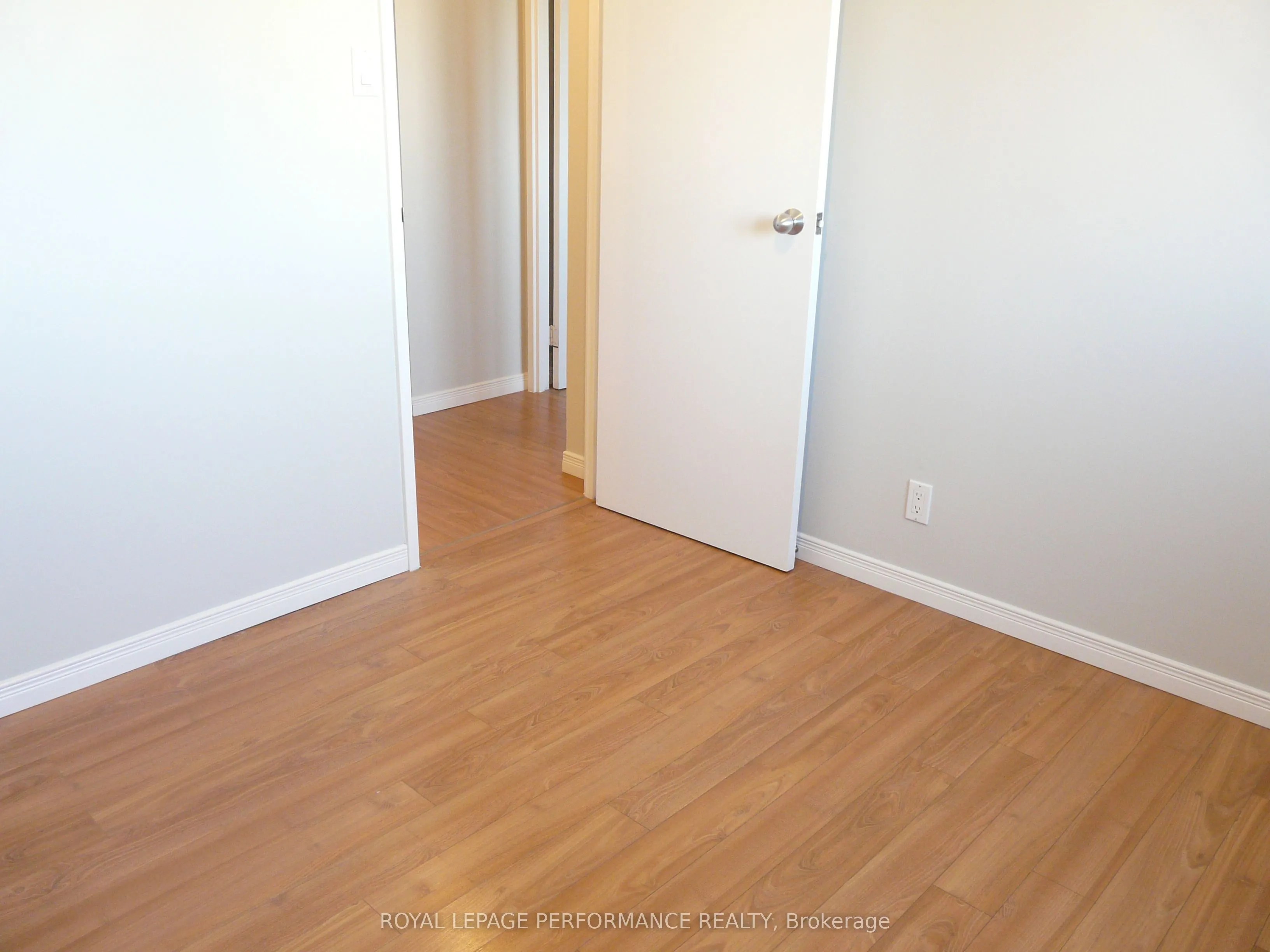 158A Mcarthur Avenue #907