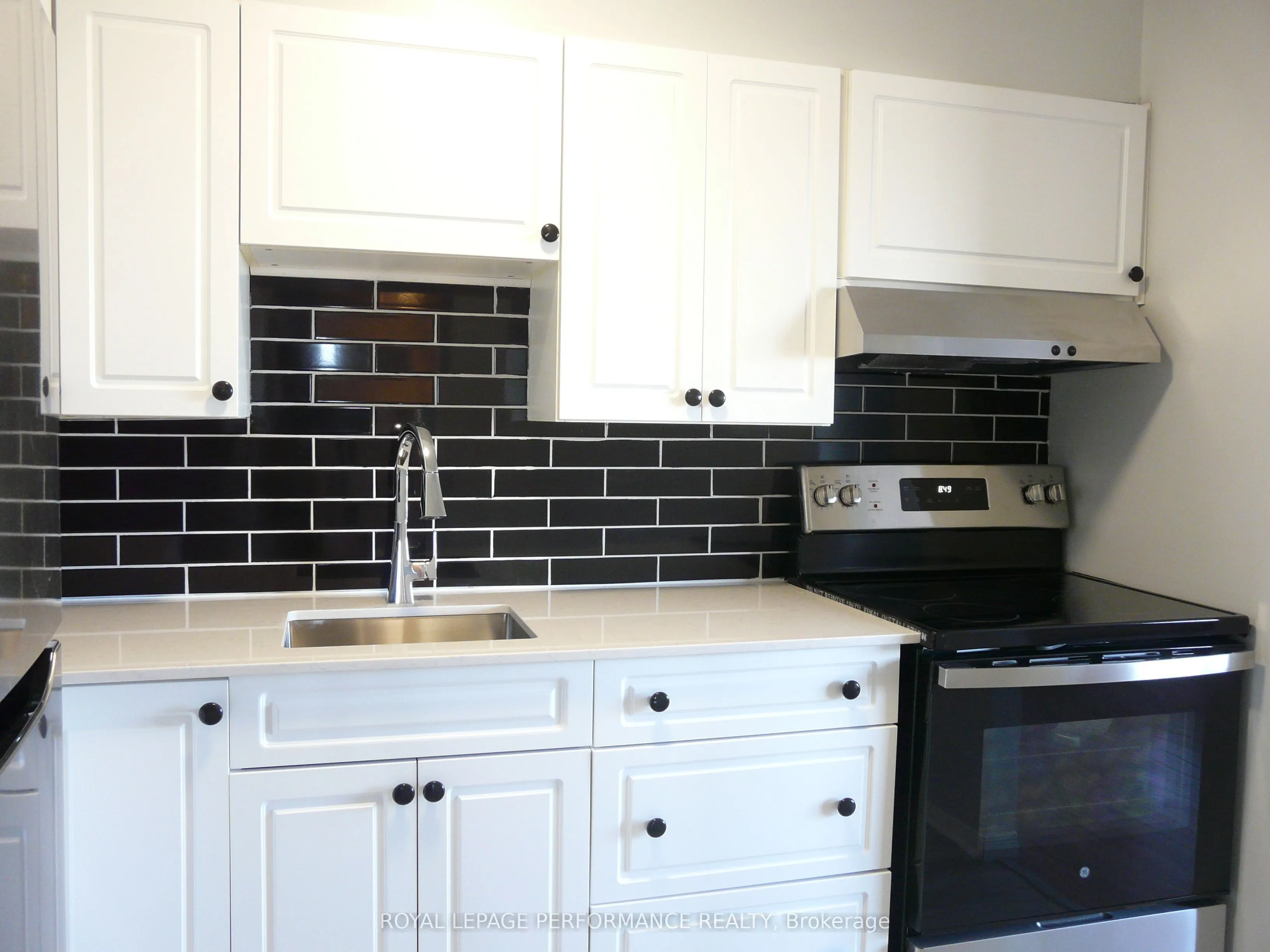 158A Mcarthur Avenue #907