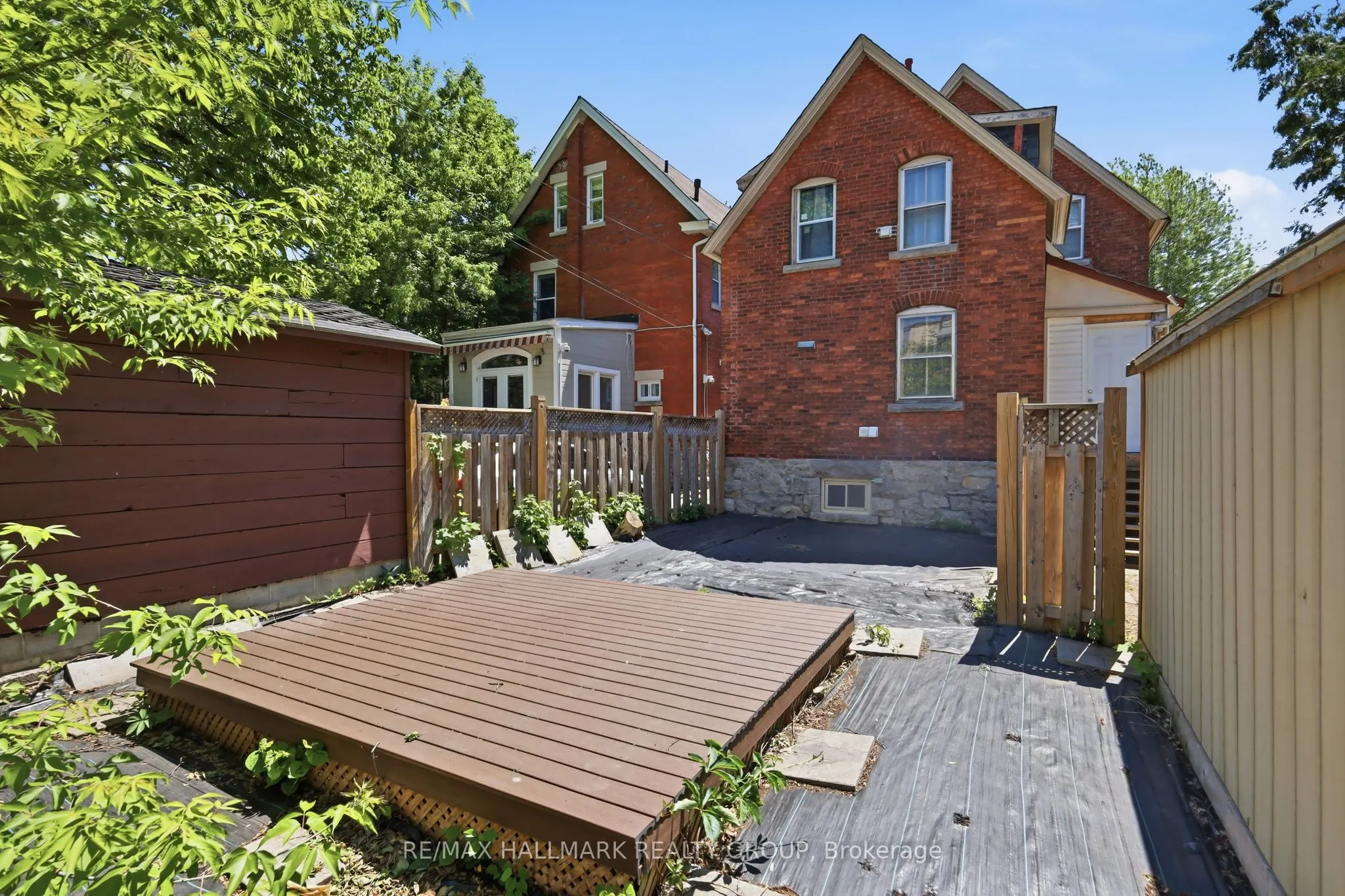 419 BESSERER Street