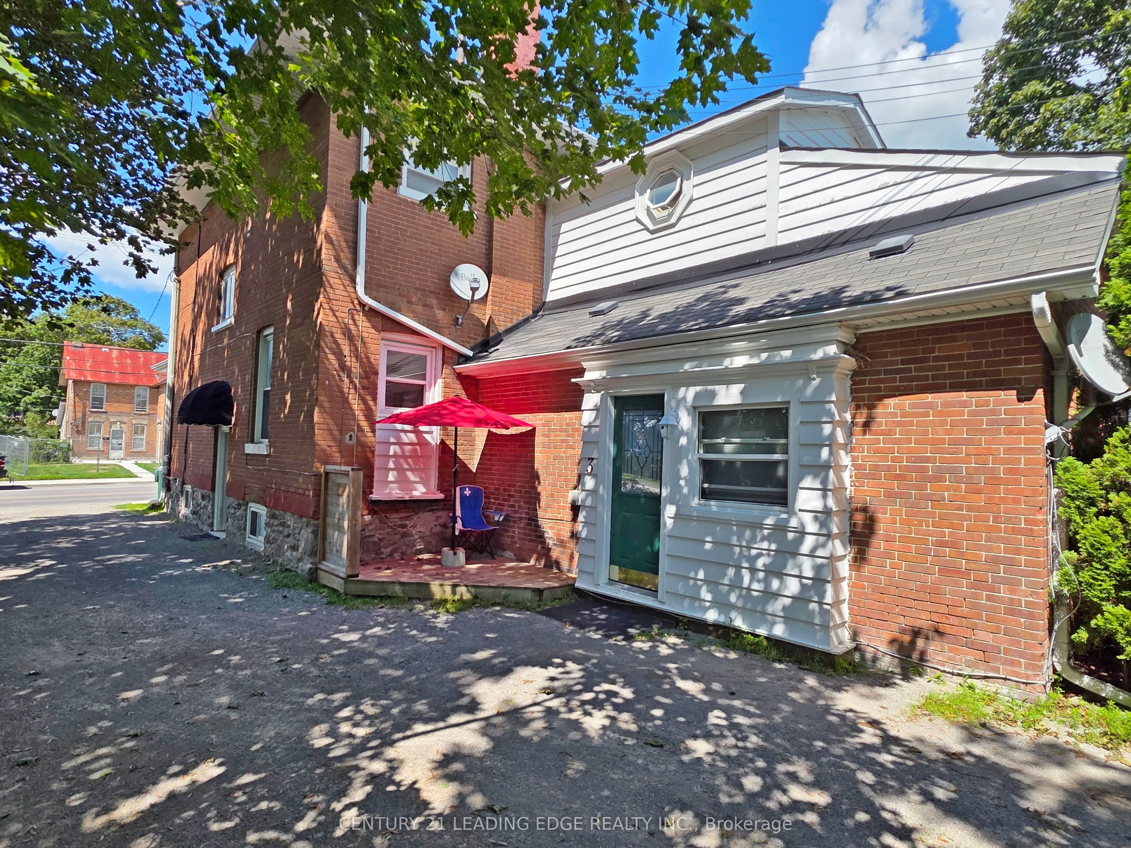 23 Queen Street