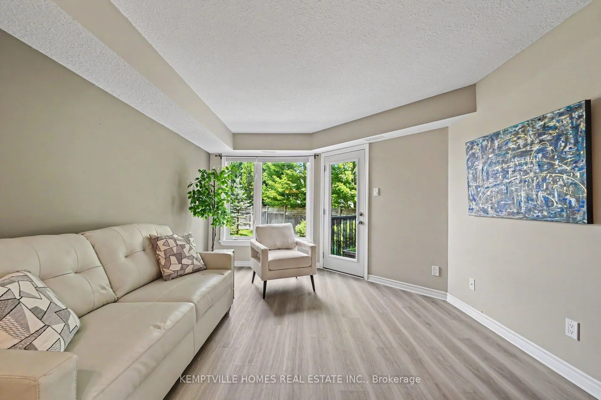 398 VAN BUREN Street #106