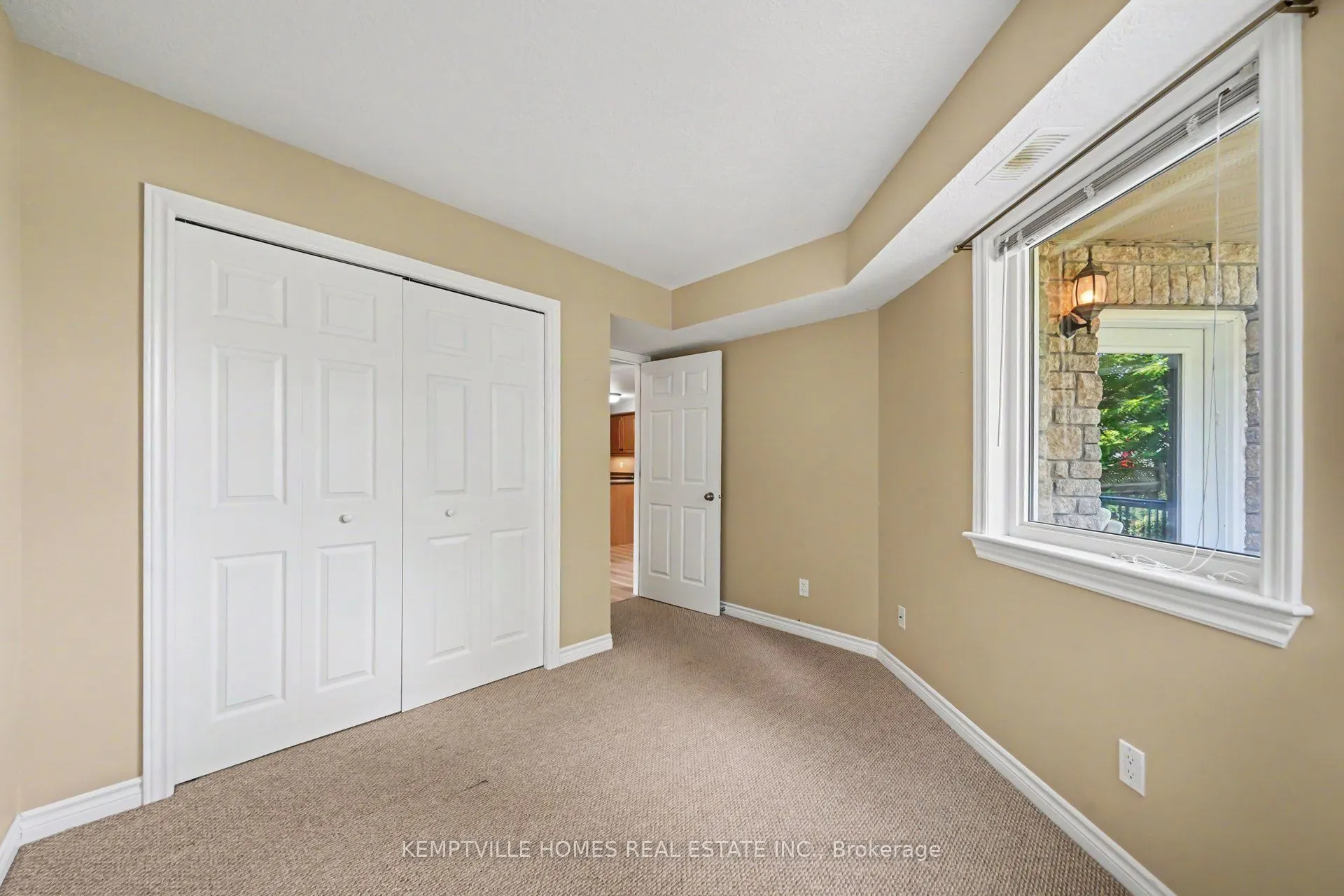 398 VAN BUREN Street #106