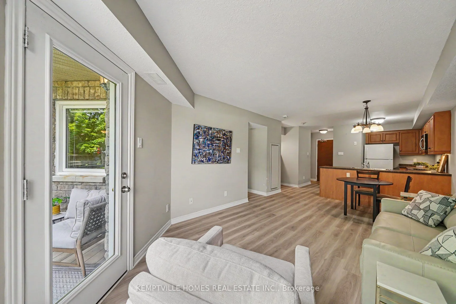 398 VAN BUREN Street #106