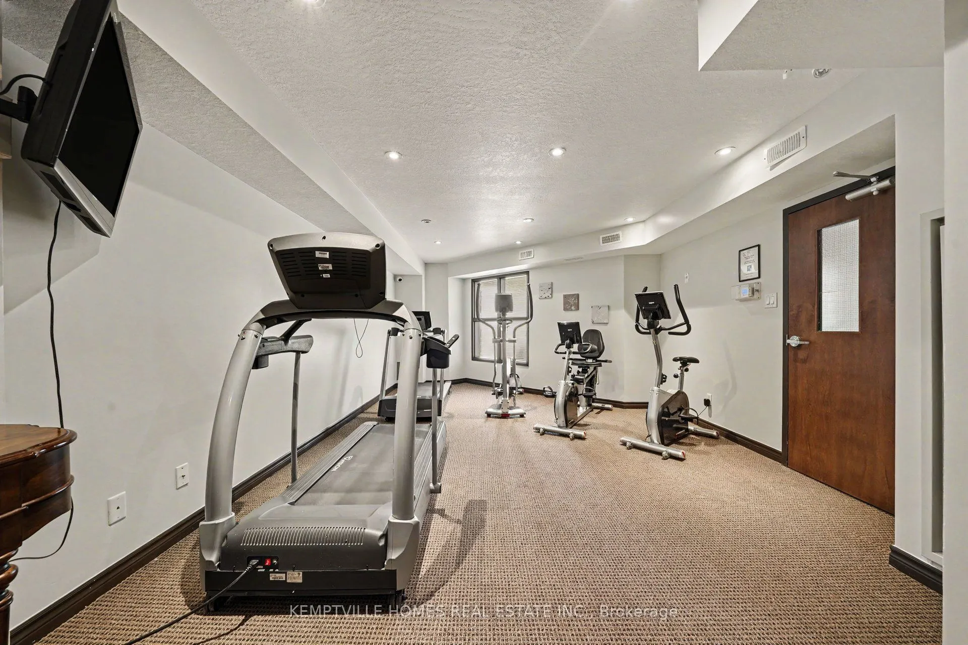 398 VAN BUREN Street #106