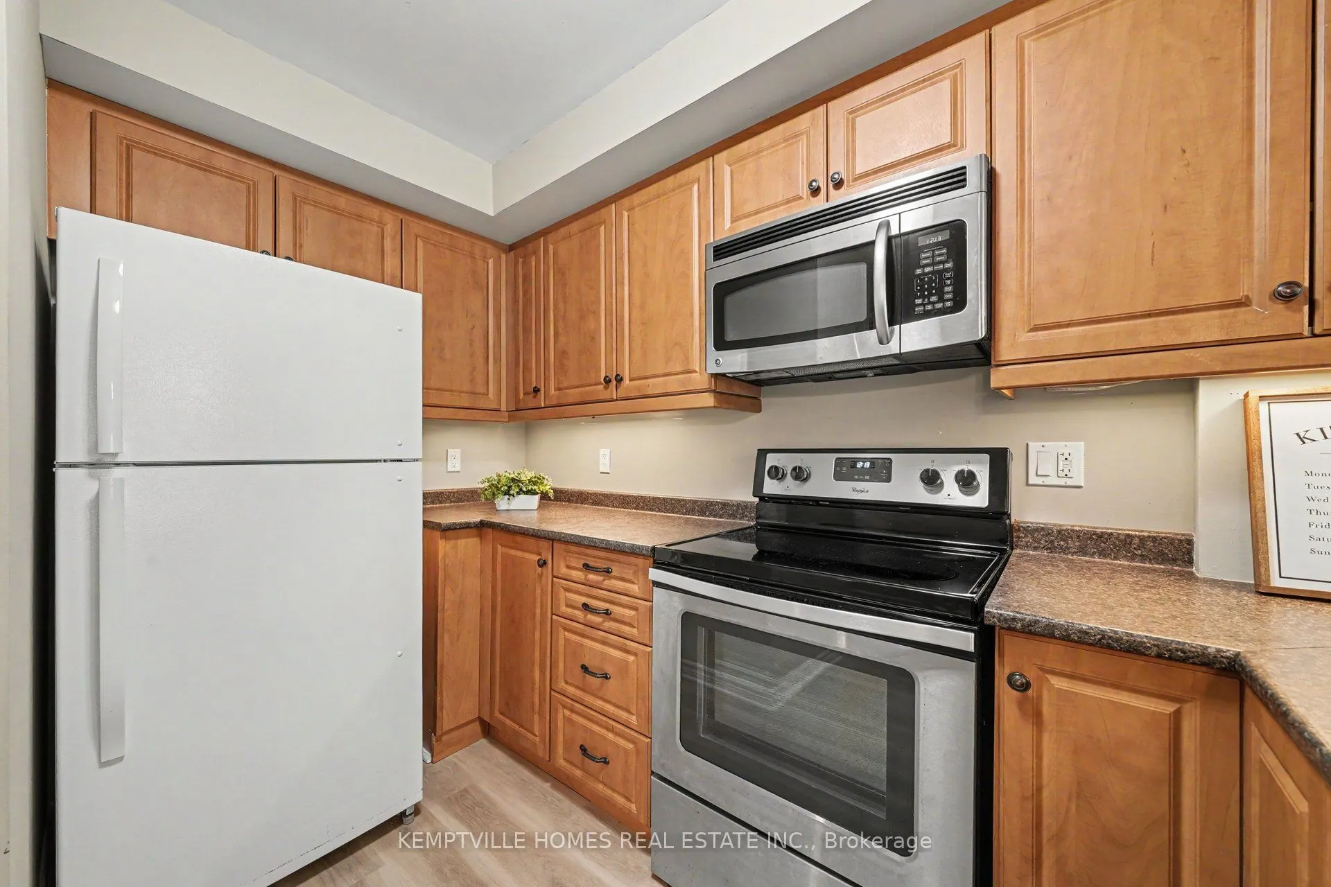 398 VAN BUREN Street #106