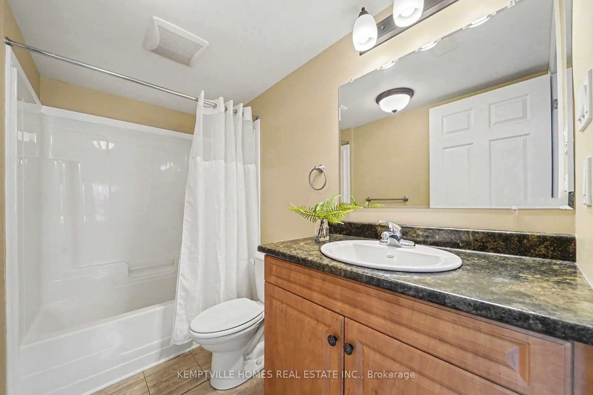 398 VAN BUREN Street #106