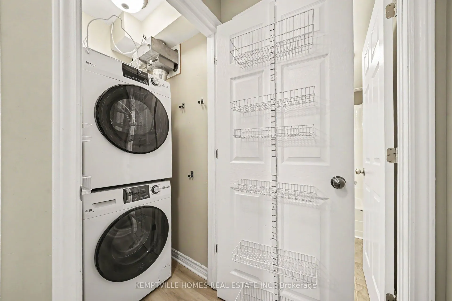 398 VAN BUREN Street #106