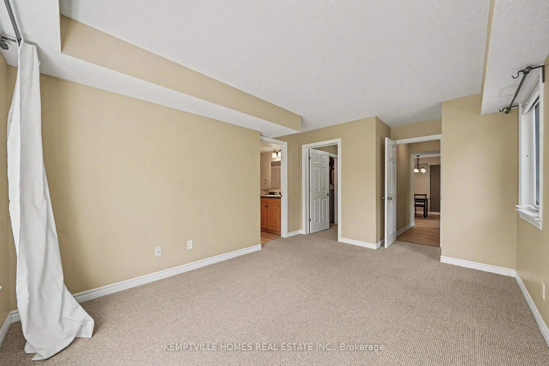 398 VAN BUREN Street #106