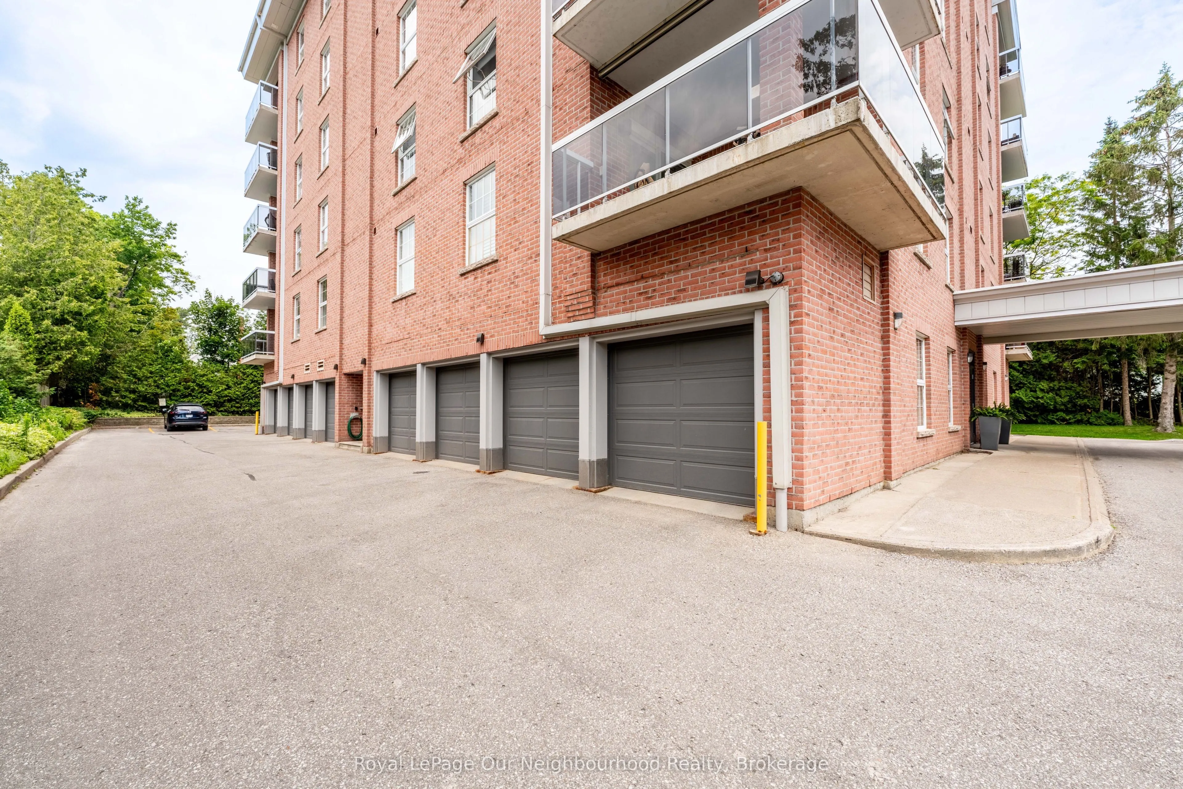 130 Queen Street #2A