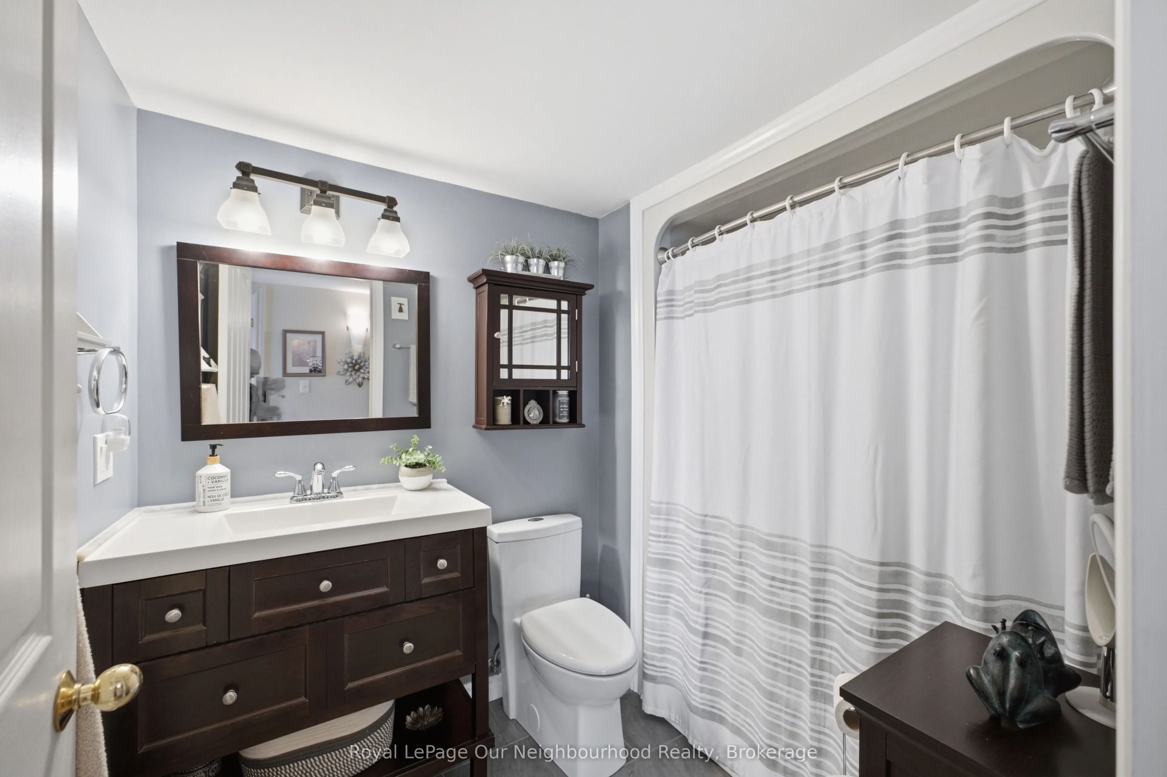 130 Queen Street #2A