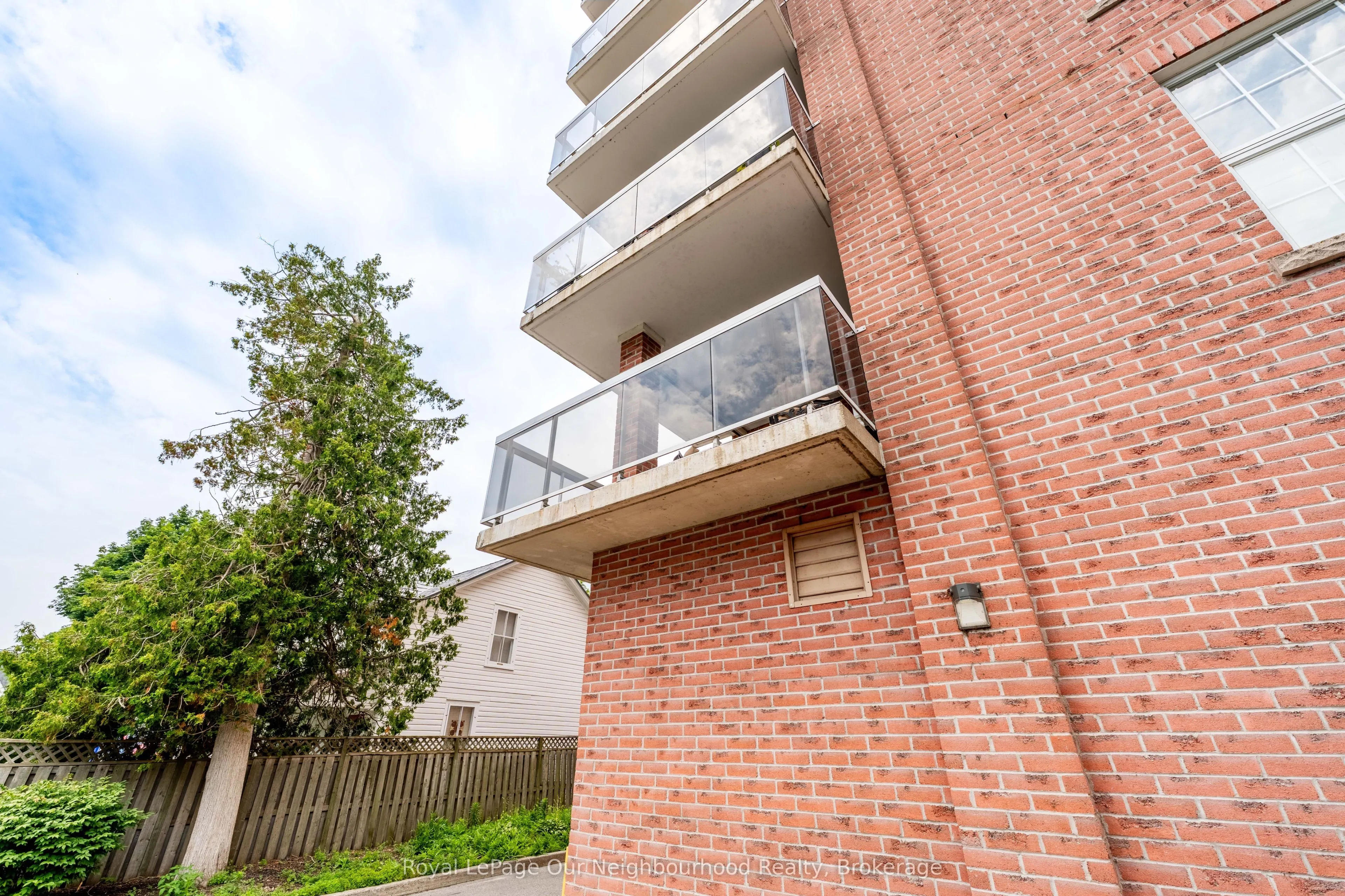 130 Queen Street #2A
