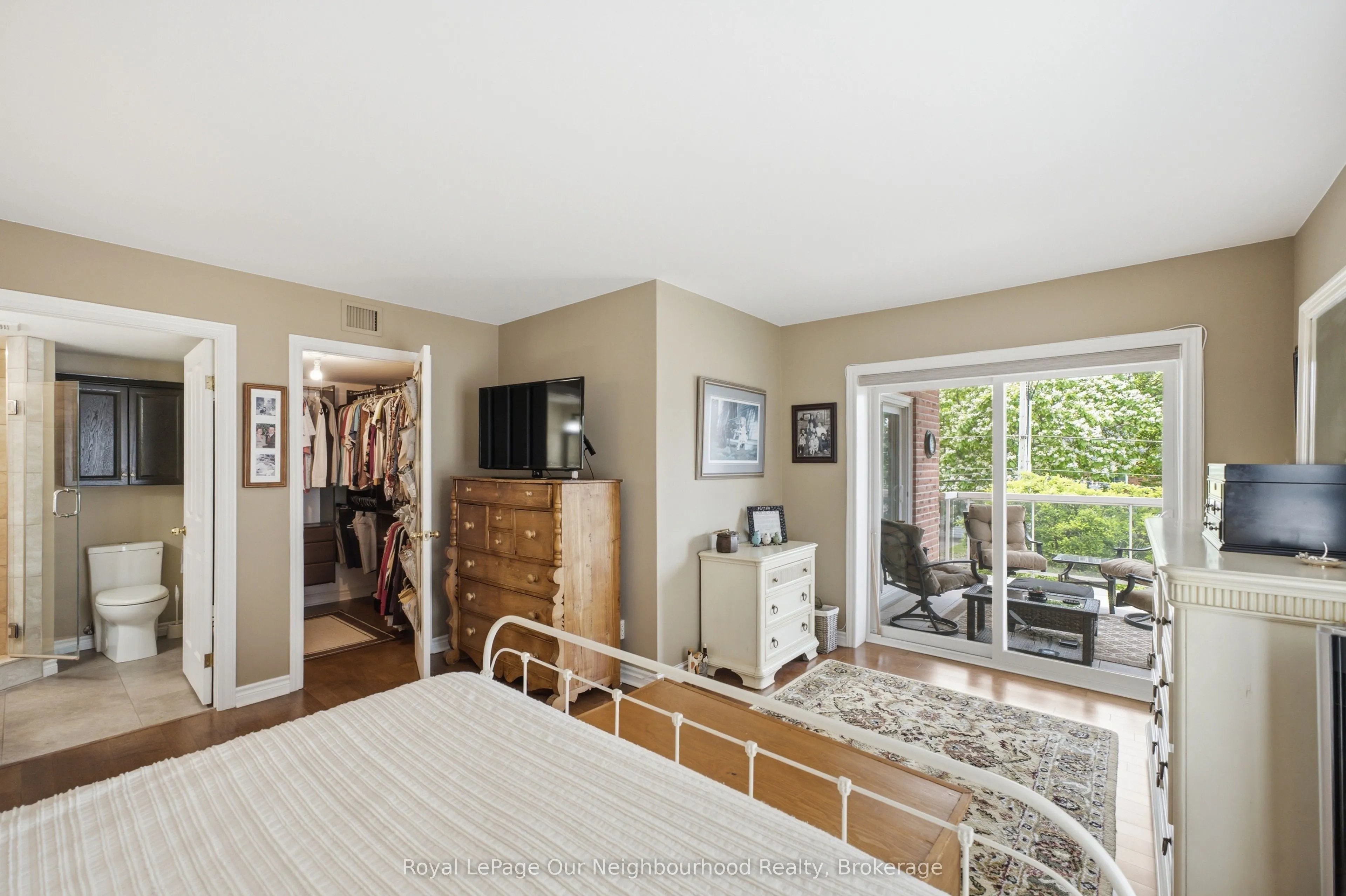 130 Queen Street #2A