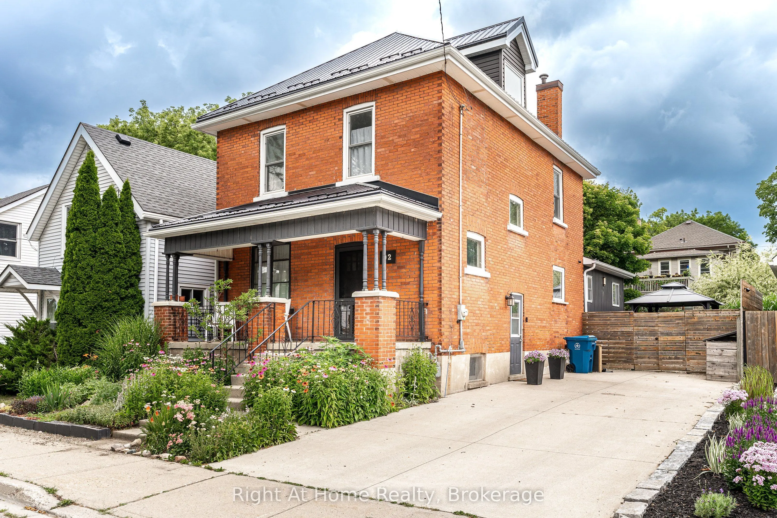 92 Rebecca Street