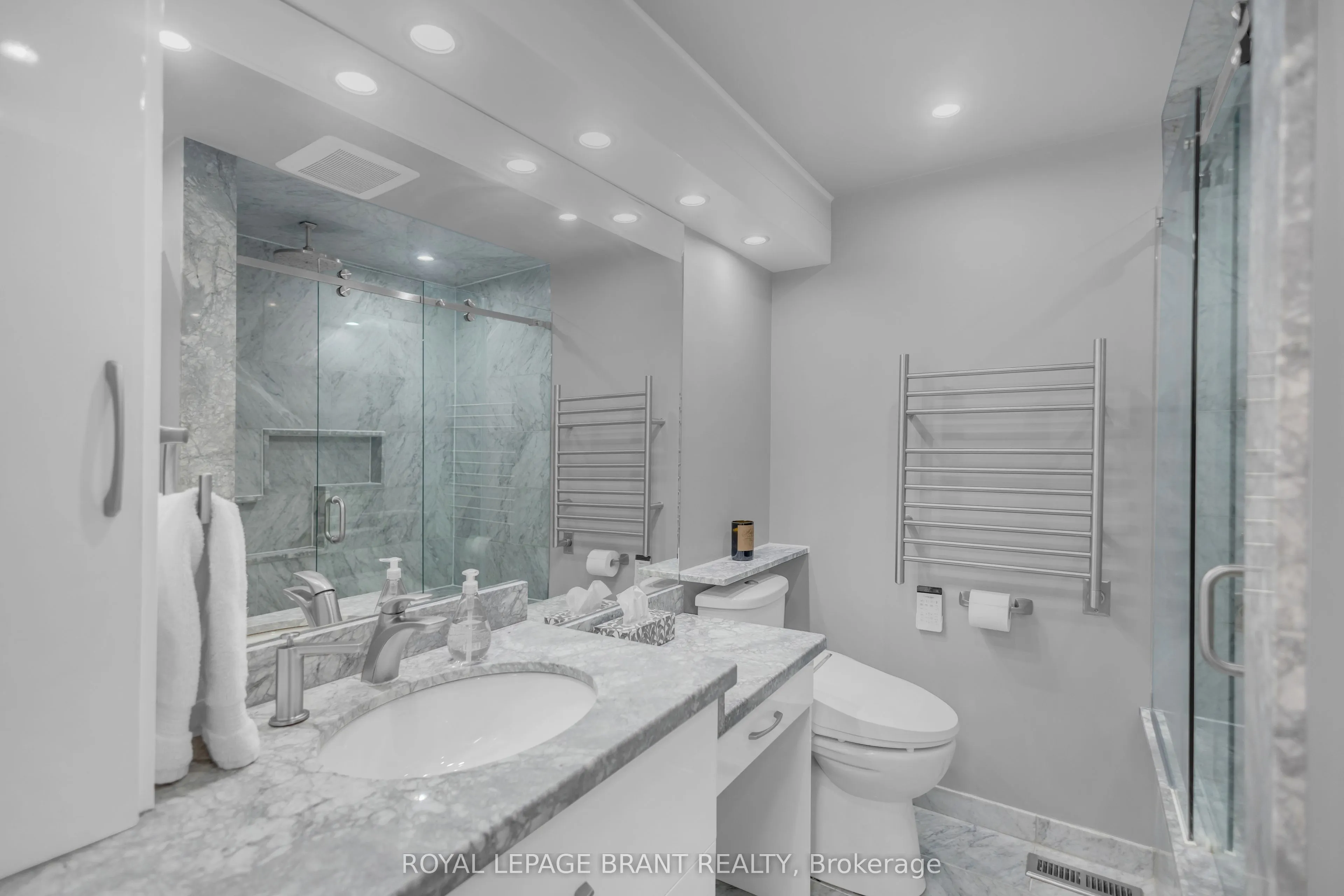 1155 Paramount Drive #22