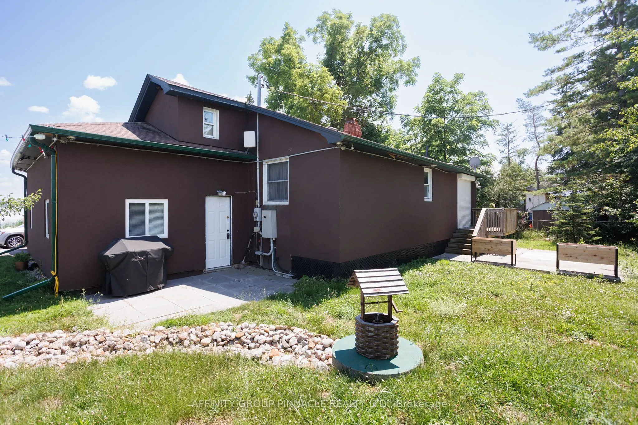 2029 Pigeon Lake Road