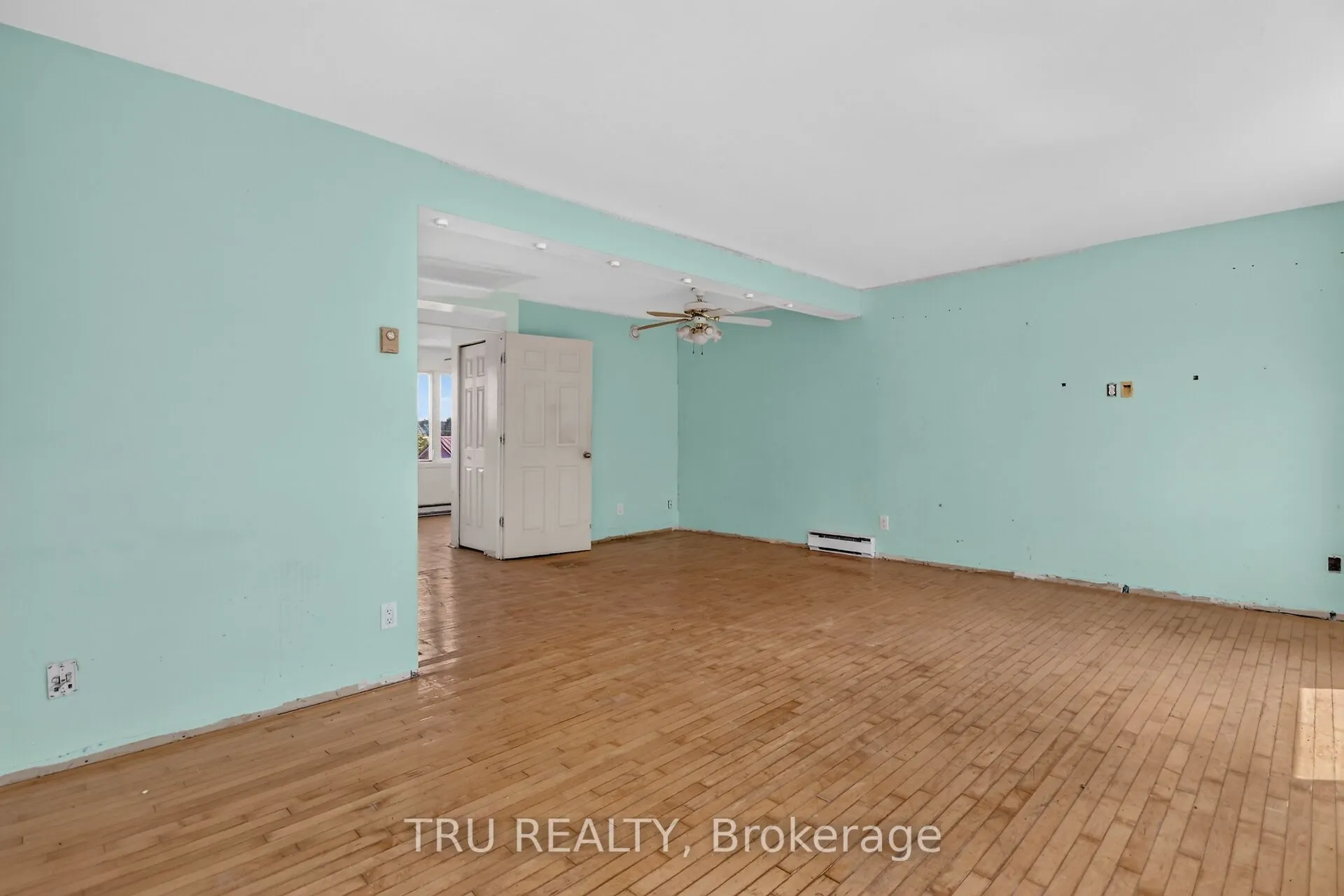 2050 Riviera Terrace #27