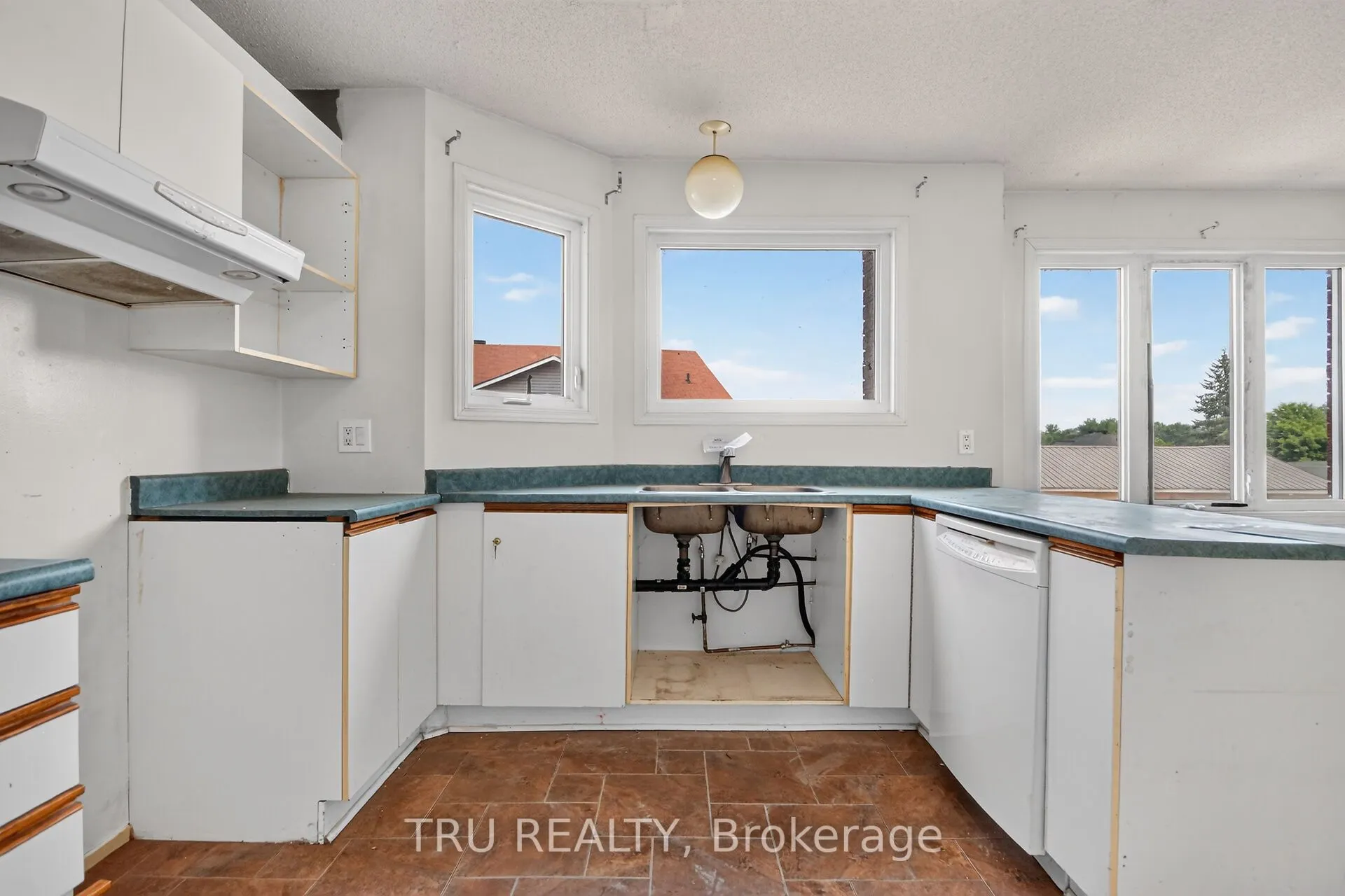 2050 Riviera Terrace #27