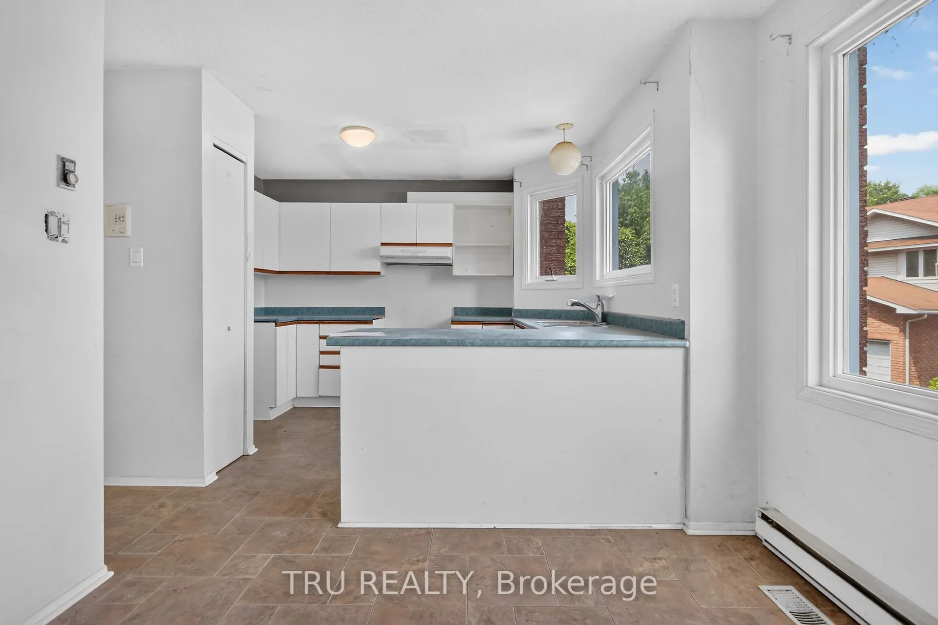 2050 Riviera Terrace #27