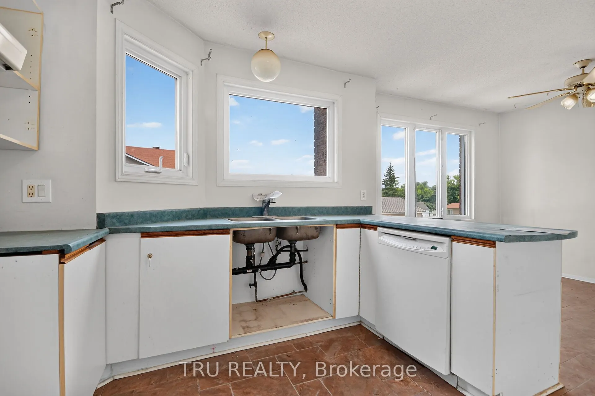 2050 Riviera Terrace #27