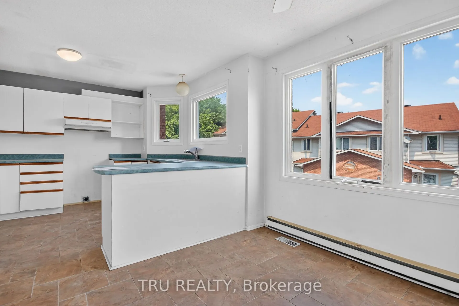 2050 Riviera Terrace #27